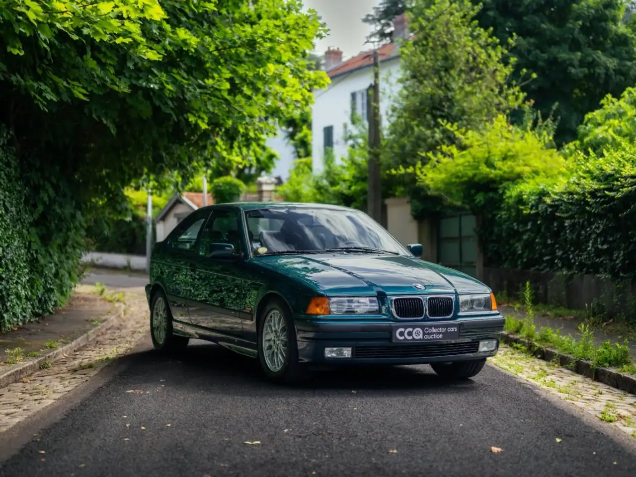 BMW 323 Ti Compact, foto 2