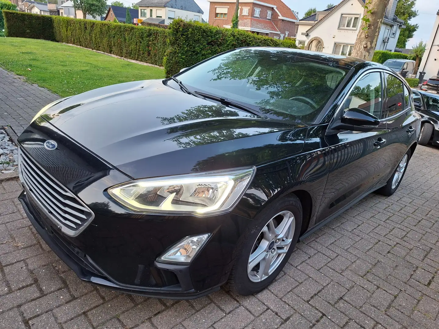 Ford Focus Focus 1.5 EcoBlue ST-Line Business/Modèle 2019 Negru - 1