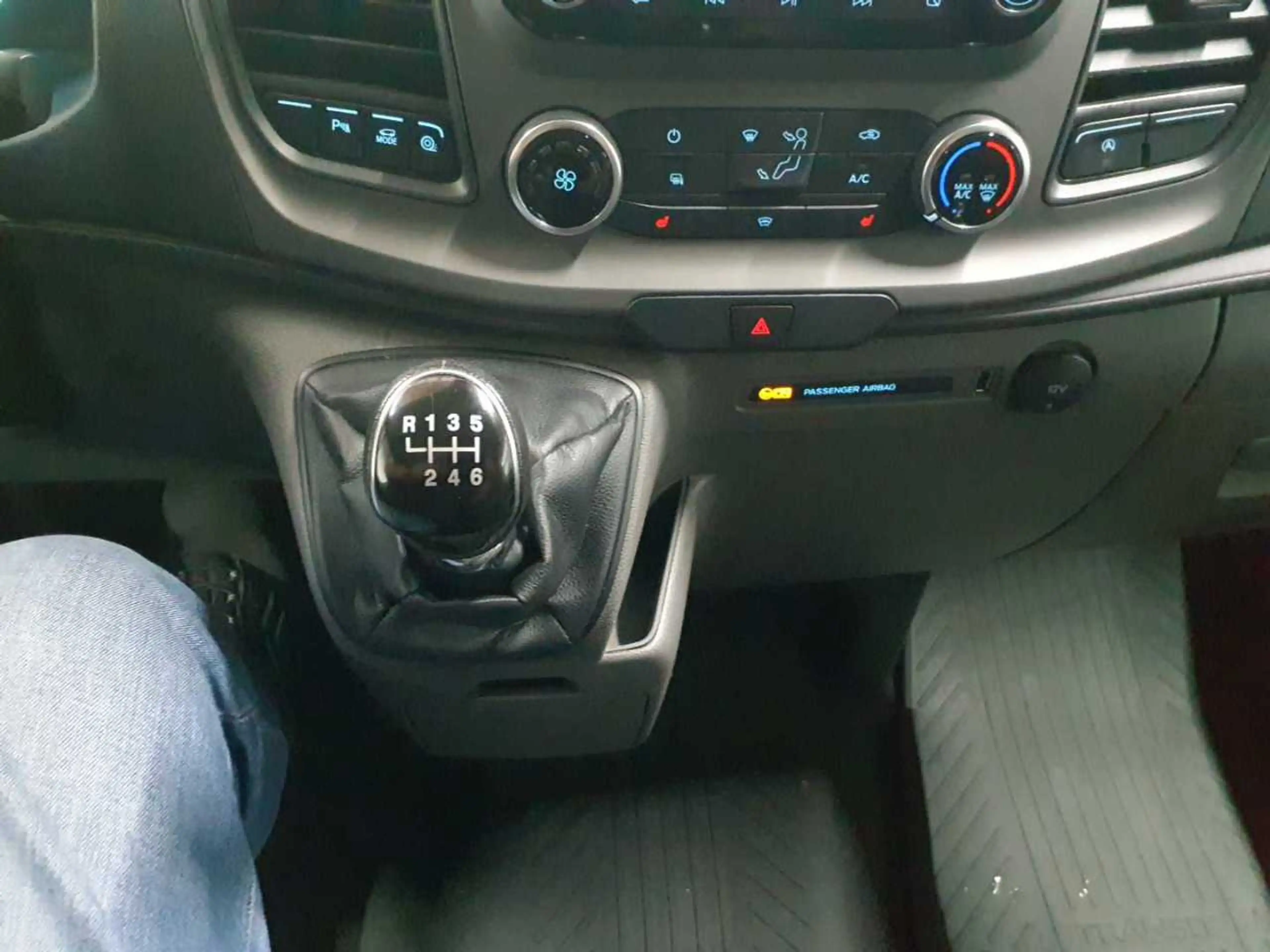 Ford Transit Transit Custom 300 Trend Navi RFK — photo 4