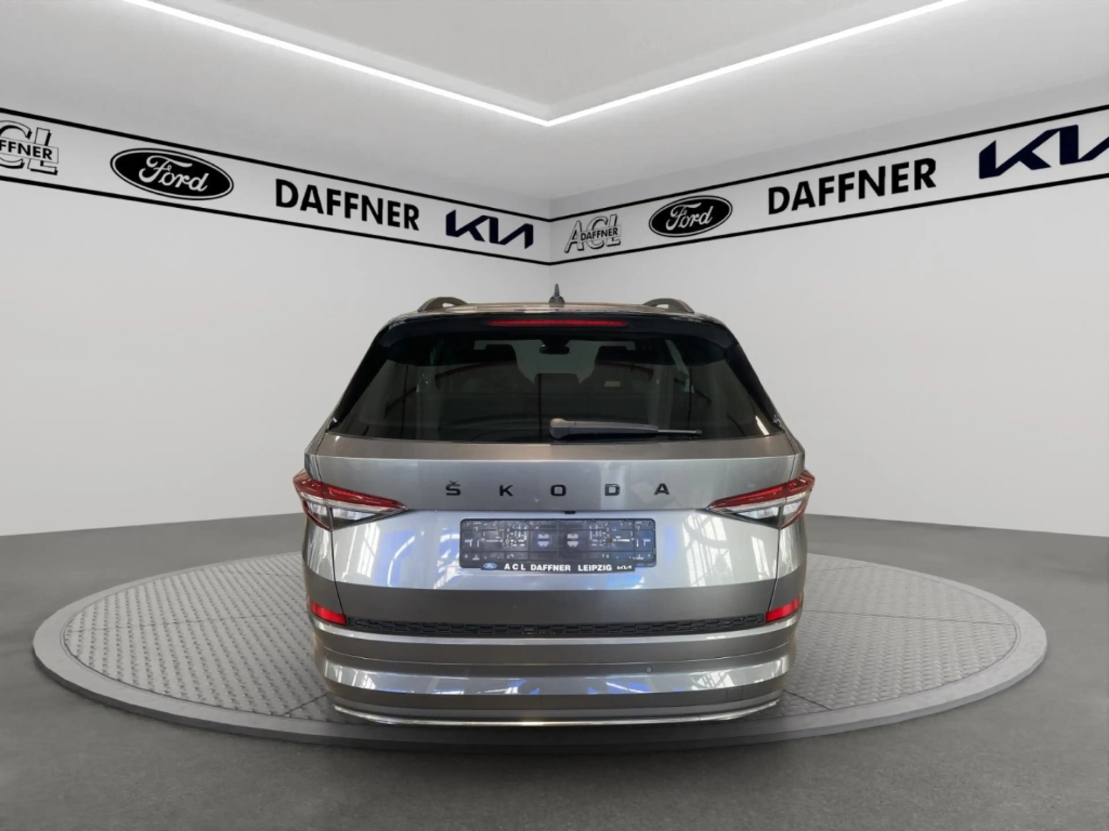 Skoda Kodiaq Sportline 4x4 Kamera Navi elek.Heckklappe — photo 4