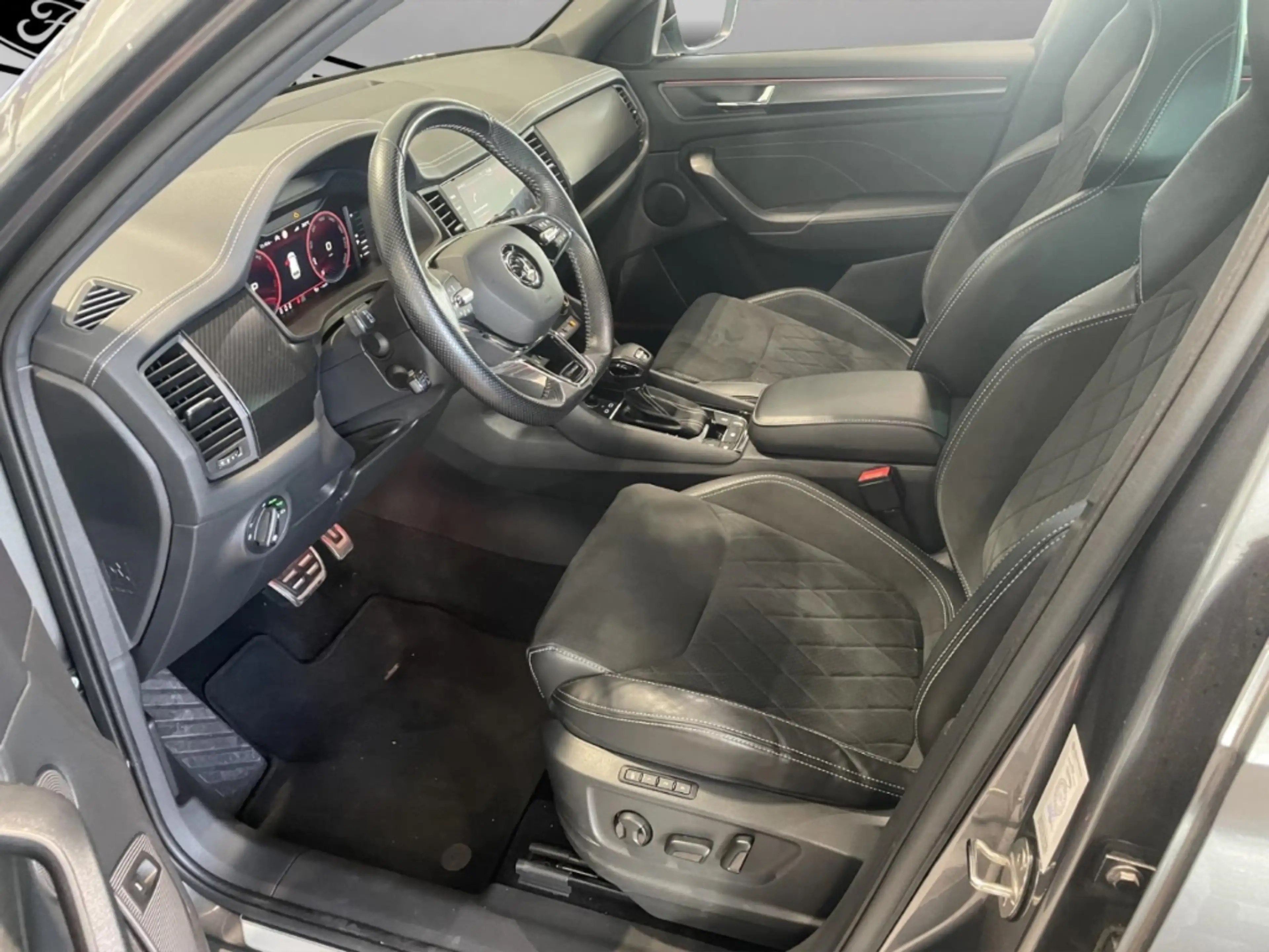 Skoda Kodiaq Sportline 4x4 Kamera Navi elek.Heckklappe — photo 8