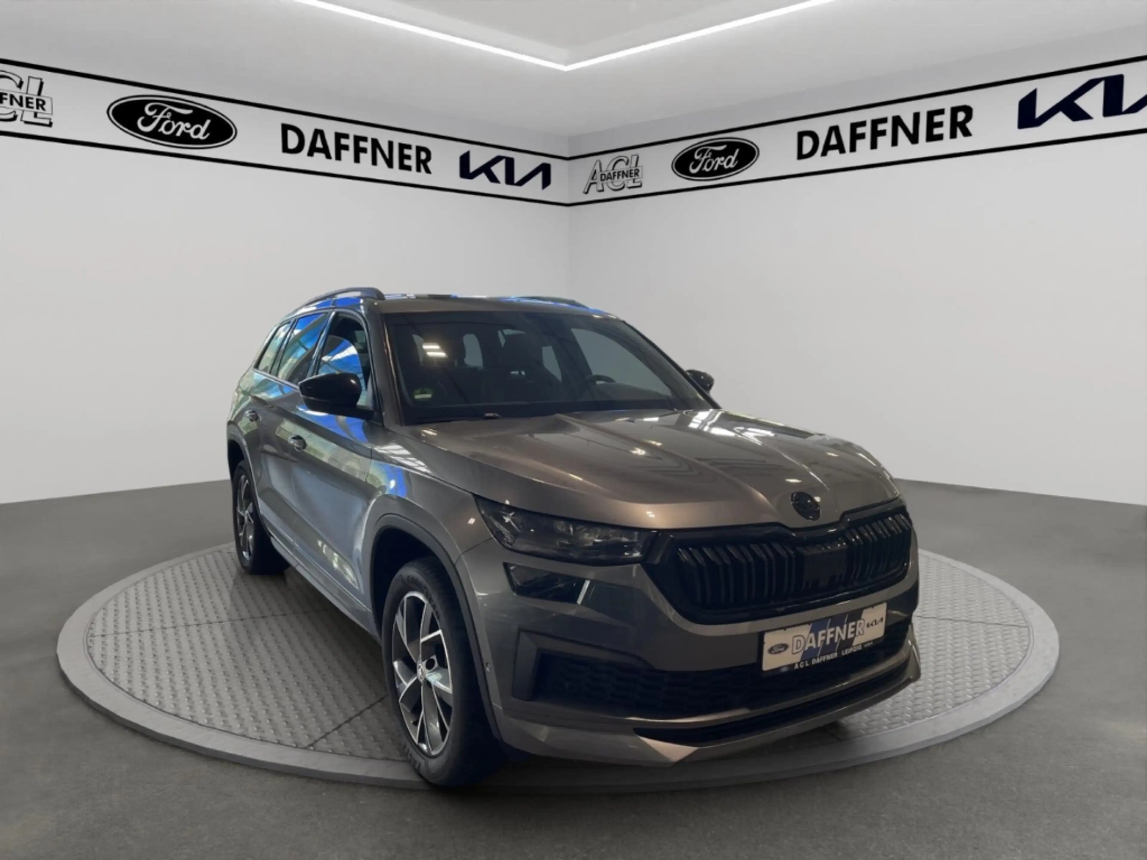 Skoda Kodiaq Sportline 4x4 Kamera Navi elek.Heckklappe — photo 7