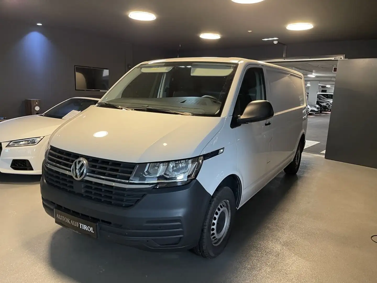 Volkswagen T6 Transporter VW Kasten LANG | 2.0 TDI 110 PS | AHK | PDC V+H Weiß - 1
