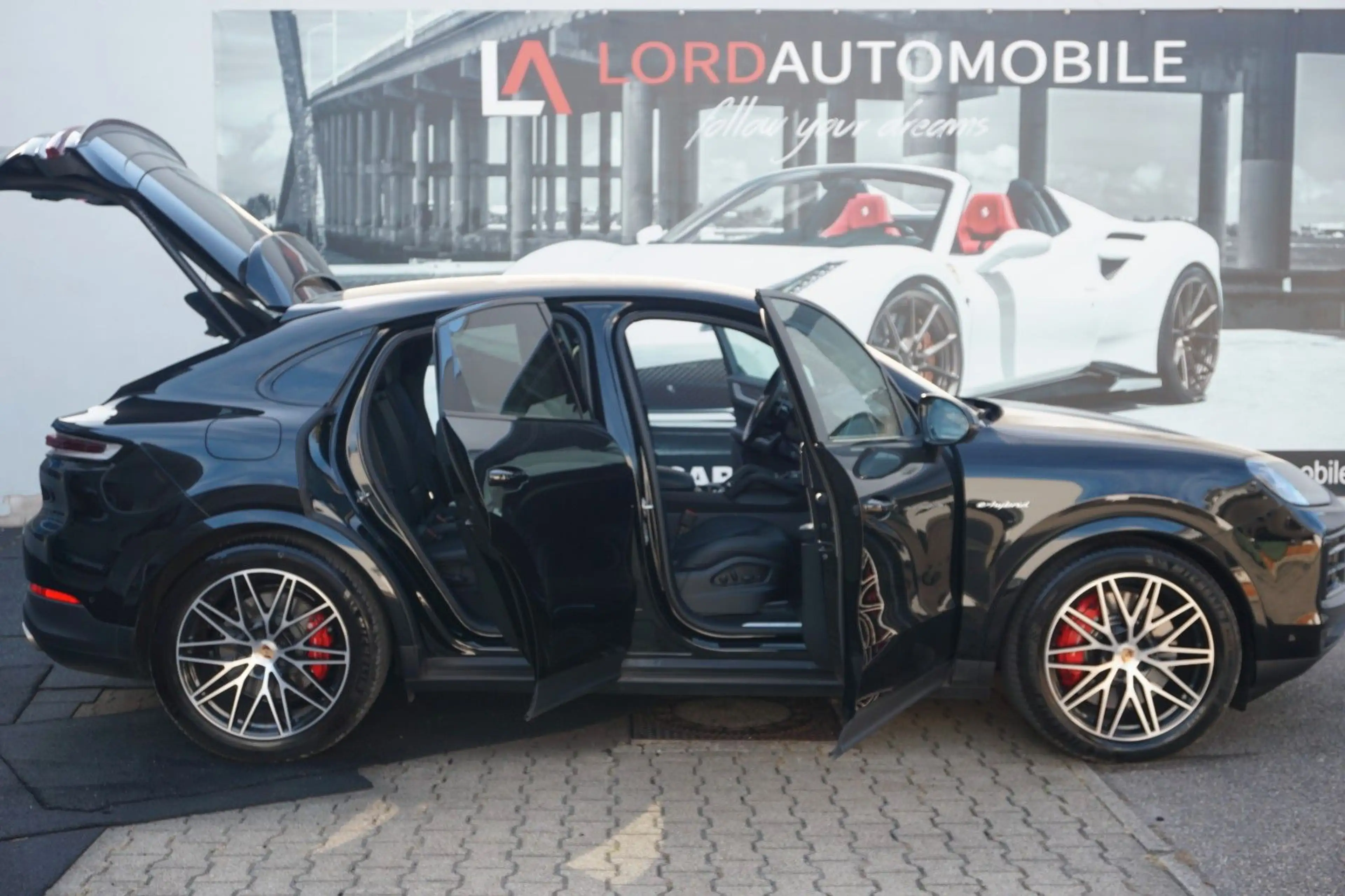 Porsche Cayenne Coupe SE-Hybrid*HAL*BOSE*HeadUp*14Wege* — photo 13