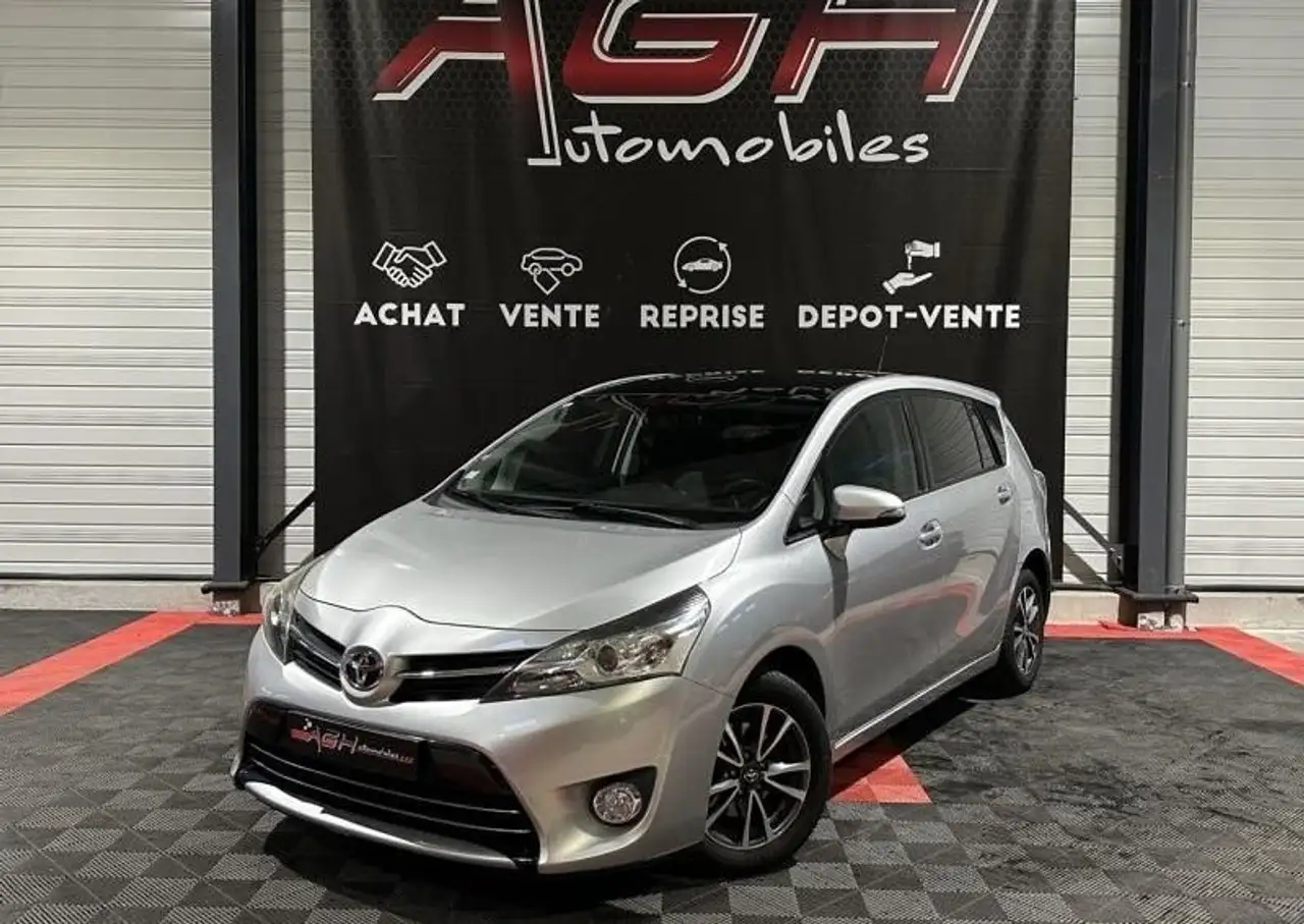 Toyota Verso 112 D-4D FAP Feel 5 places