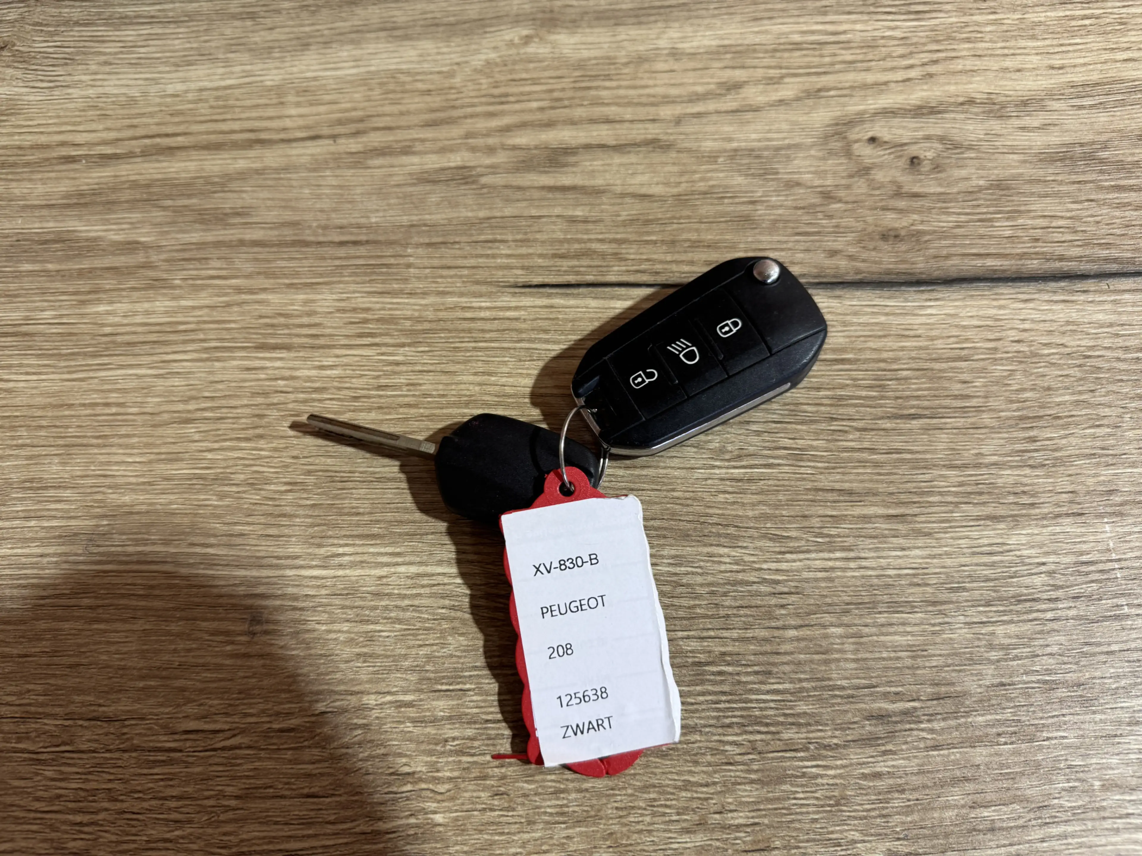 Peugeot 208 1.2 PureTech Blue Lease Allure | Nieuw Binnen! | C — photo 6