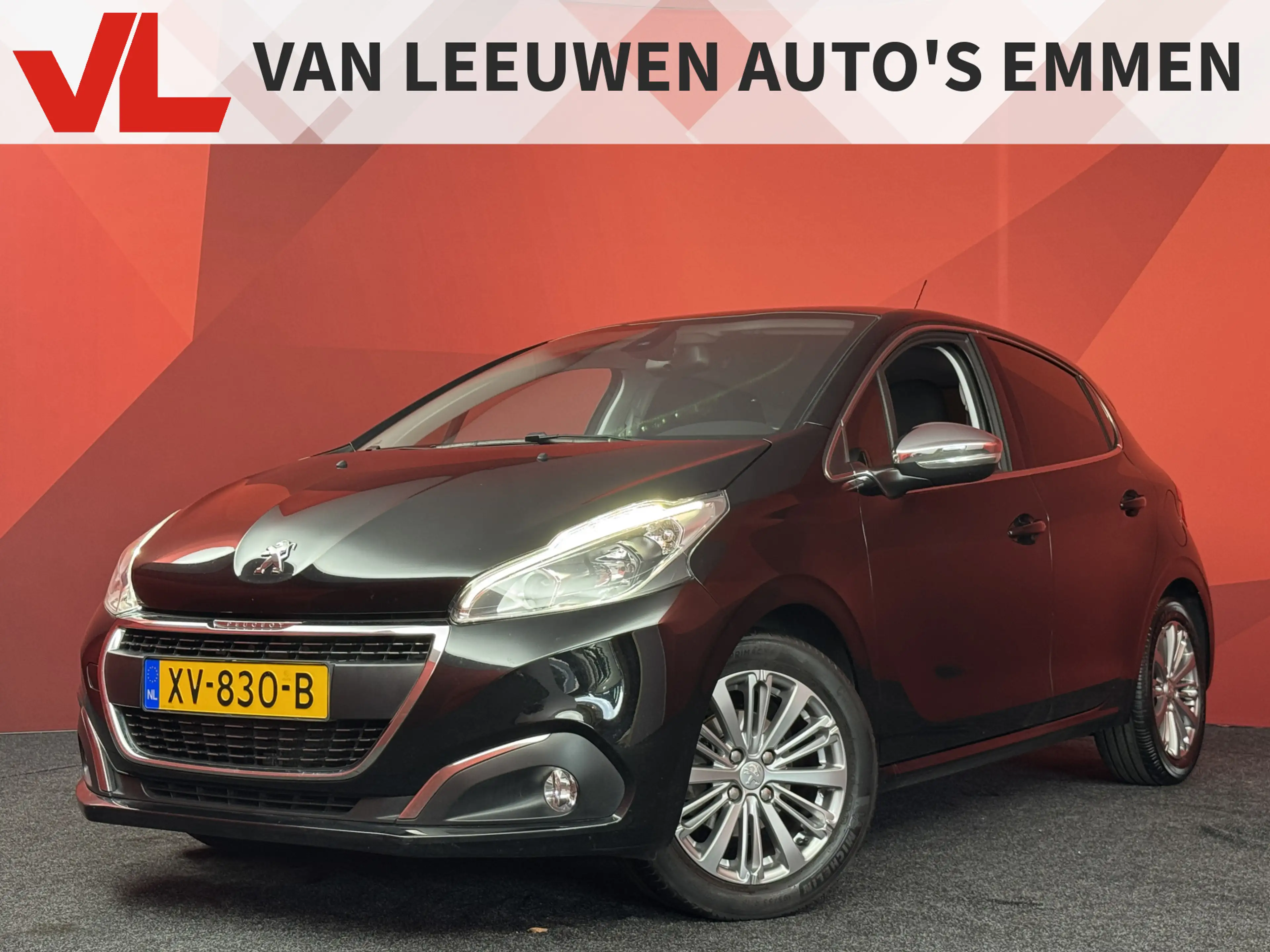Peugeot 208 1.2 PureTech Blue Lease Allure | Nieuw Binnen! | C