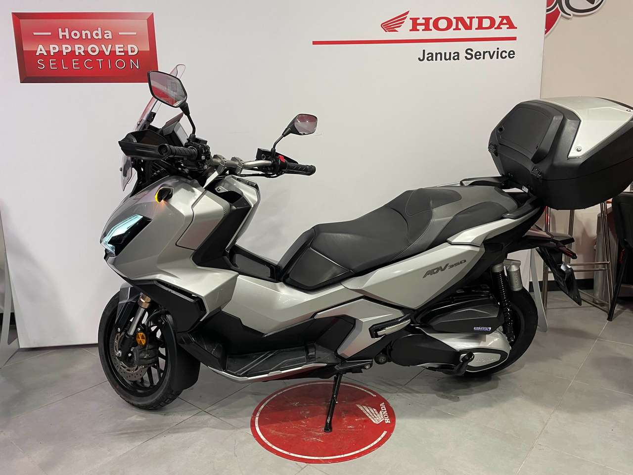 Honda ADV 350 abs hstc euro 5