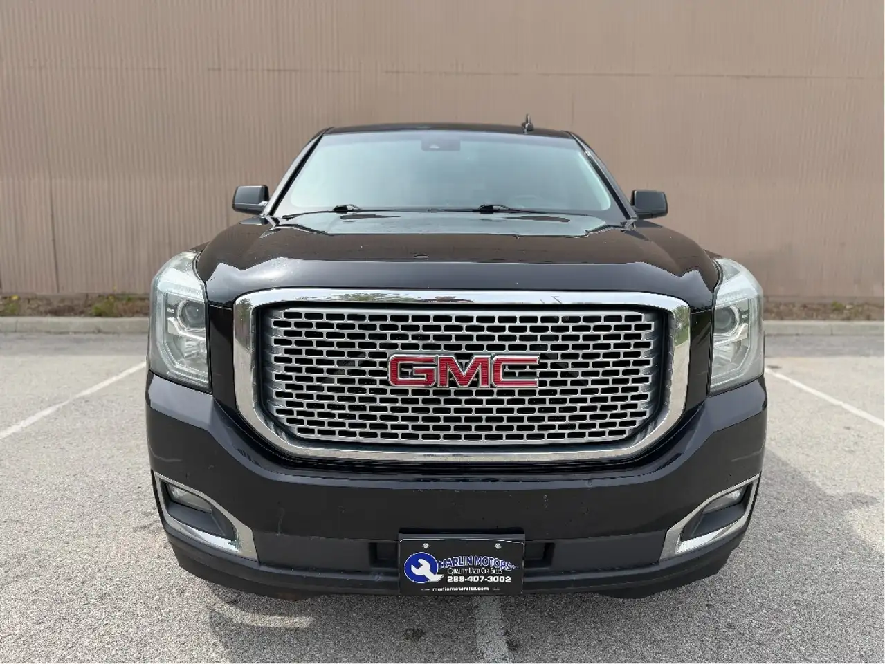GMC Yukon снимка GMC Yukon