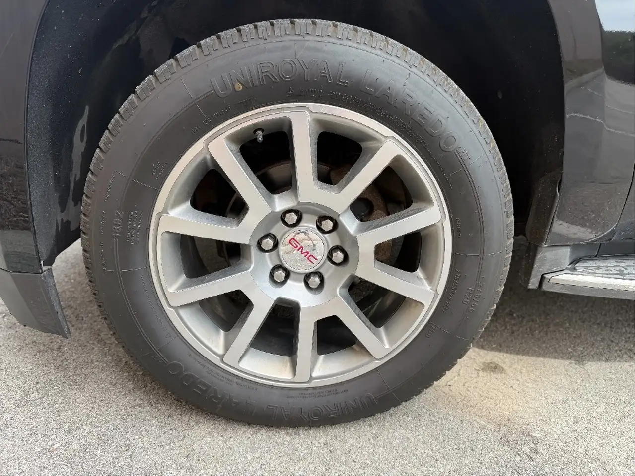 GMC Yukon снимка GMC Yukon