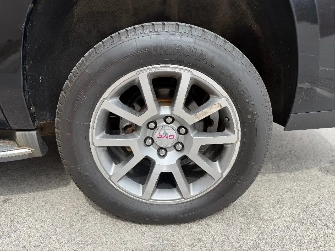 GMC Yukon снимка GMC Yukon