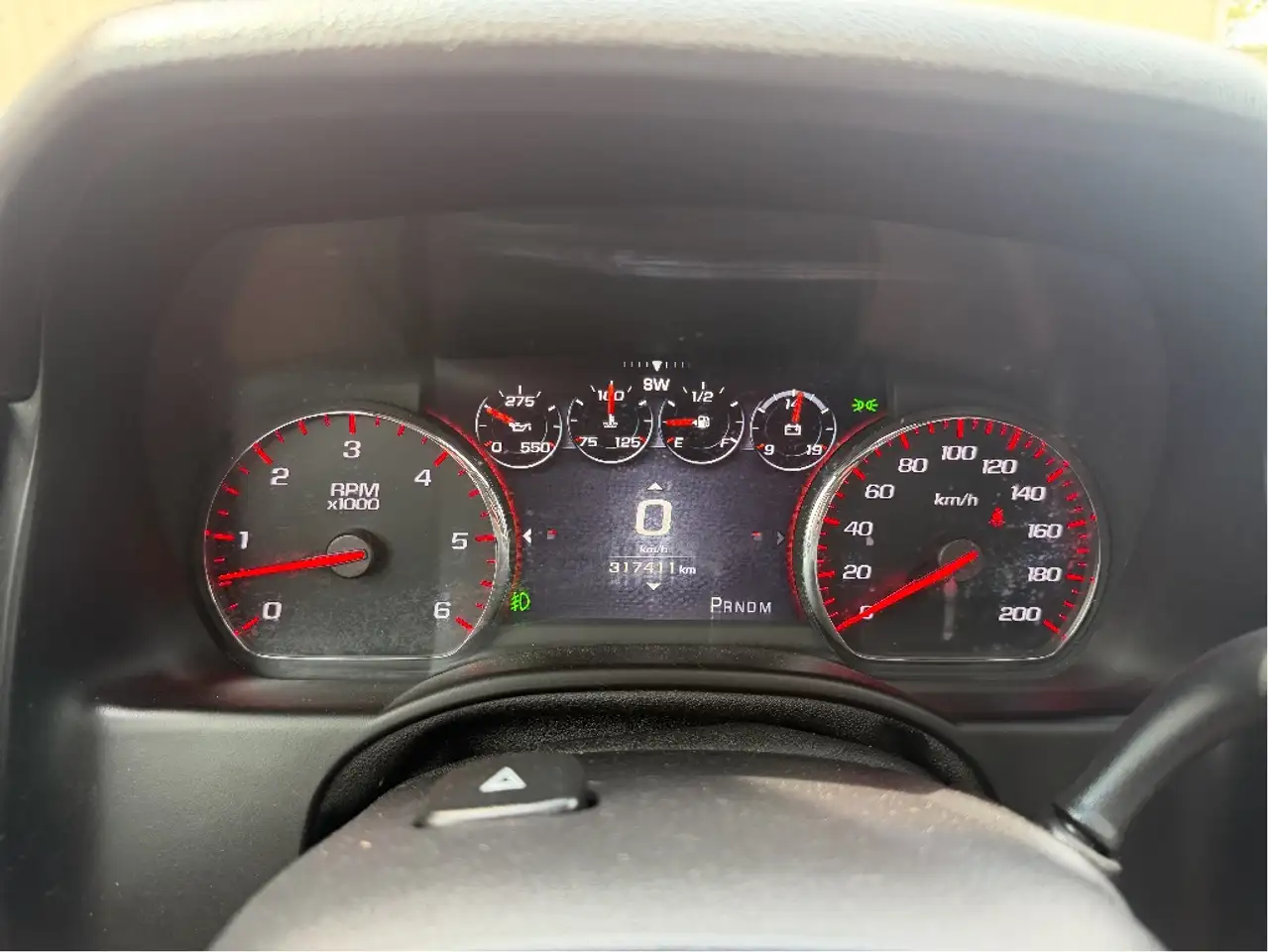 GMC Yukon снимка GMC Yukon
