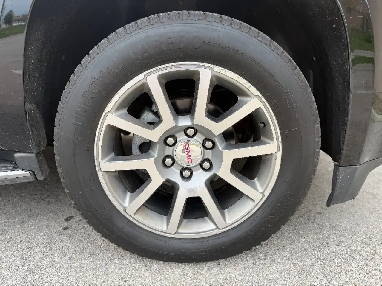 GMC Yukon снимка GMC Yukon