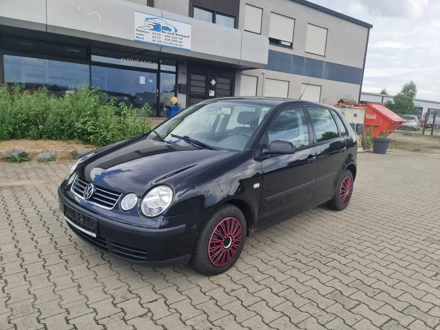 Volkswagen Polo 1.2 Comfortline "TÜV NEU"TOP"KLIMA" Noir - 2