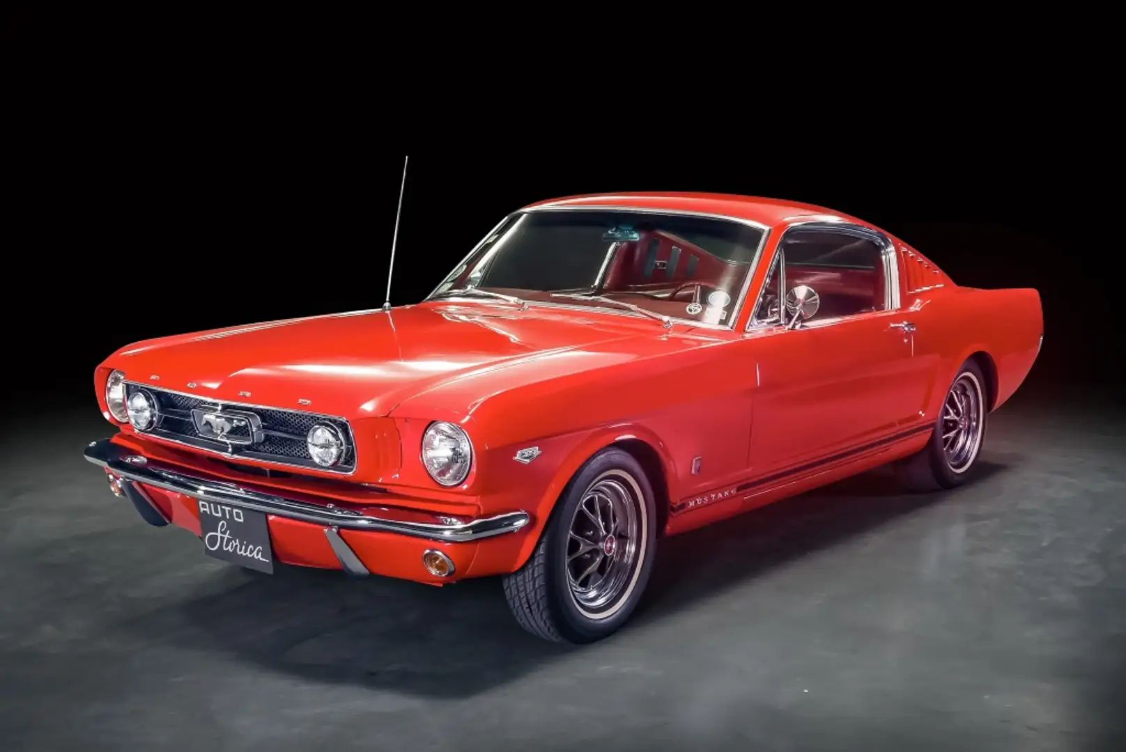 Ford Mustang 289 Fastback Rouge - 1