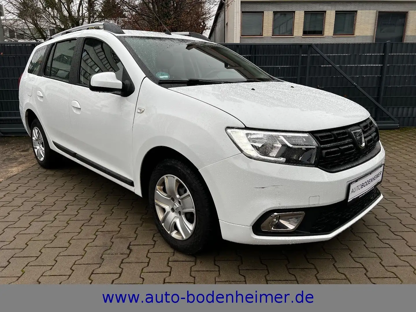 Dacia Logan MCV II 1.0 TCe 100 LPG Kombi Comfort Weiß - 1