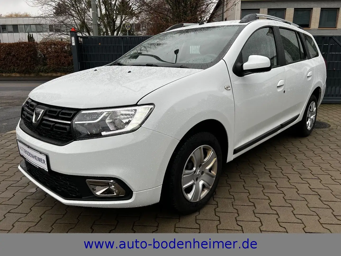 Dacia Logan MCV II 1.0 TCe 100 LPG Kombi Comfort Weiß - 2