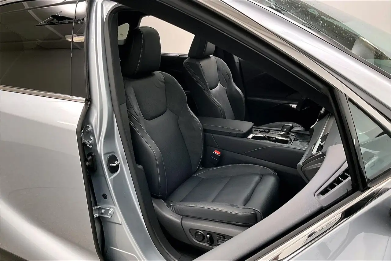 Lexus RX photo Lexus RX