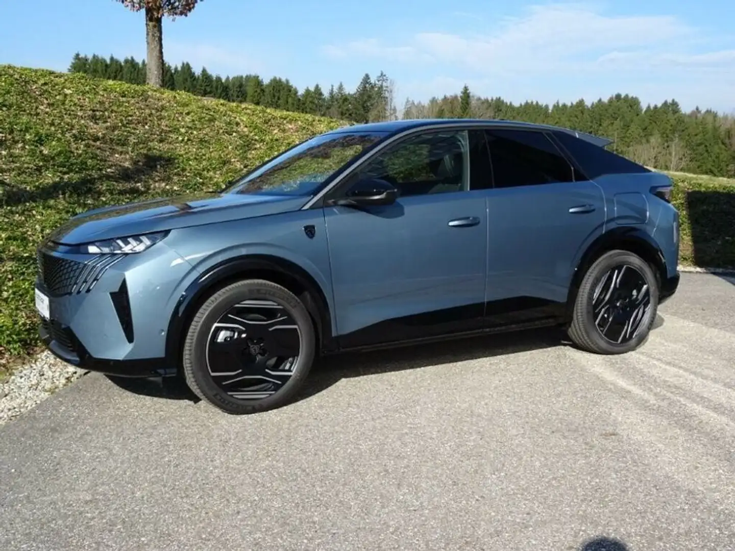 Peugeot 3008 Dual-Elektromotor 325 AWD GT Exclusive Blau - 2