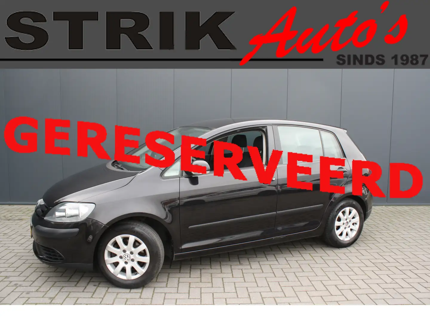 Volkswagen Golf Plus 1.6 FSI Comfortline - AIRCO Zwart - 1