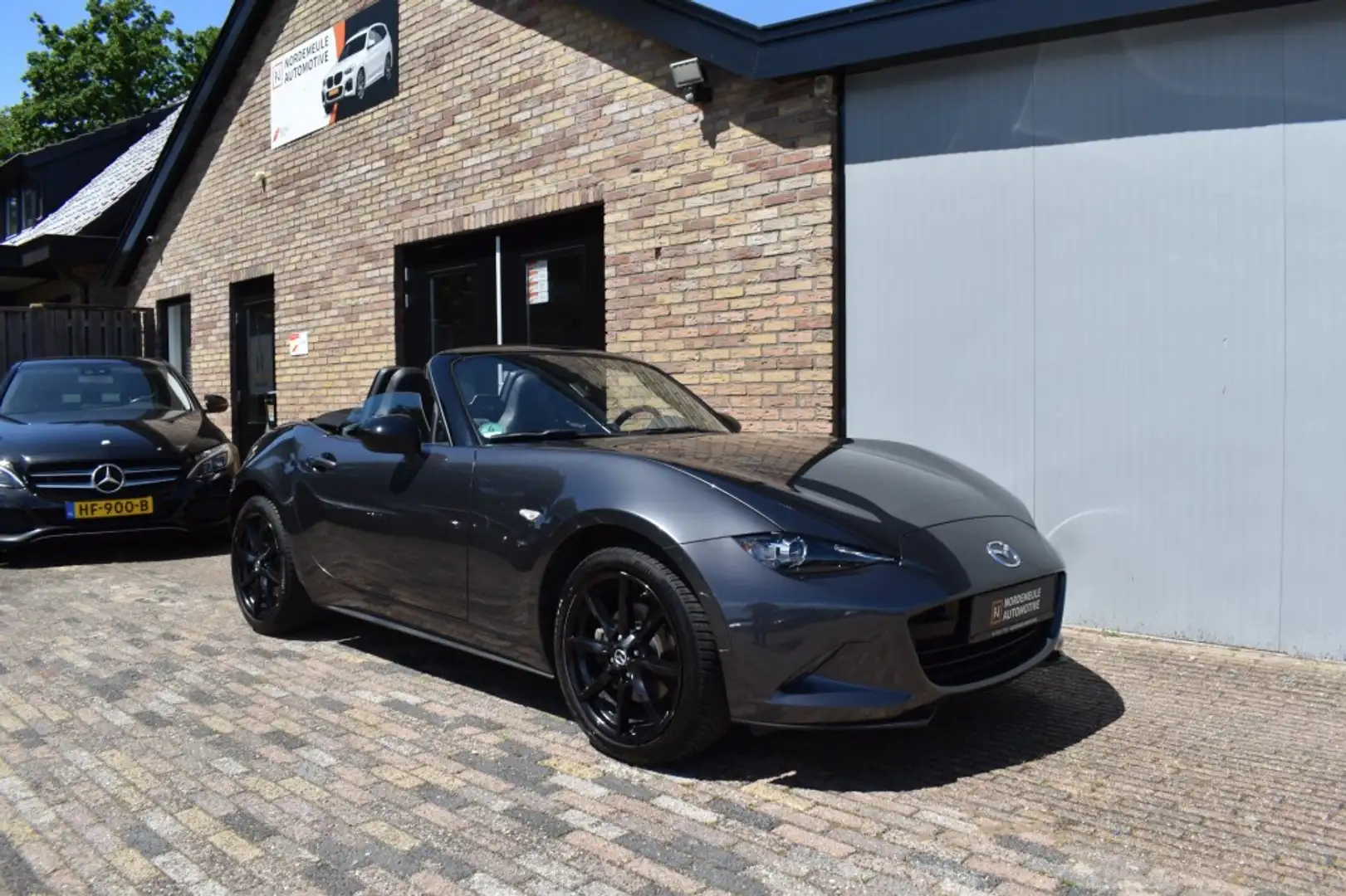 Mazda MX-5 2.0 SKYACTIV-G 184 Exclusive, Xenon, Leder, Cruise Grijs - 2