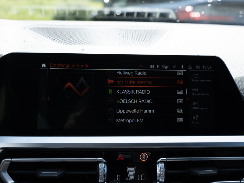 BMW 340 xDrive LED SPORTABGASANLAGE NAVI H/K SHZ — photo 15