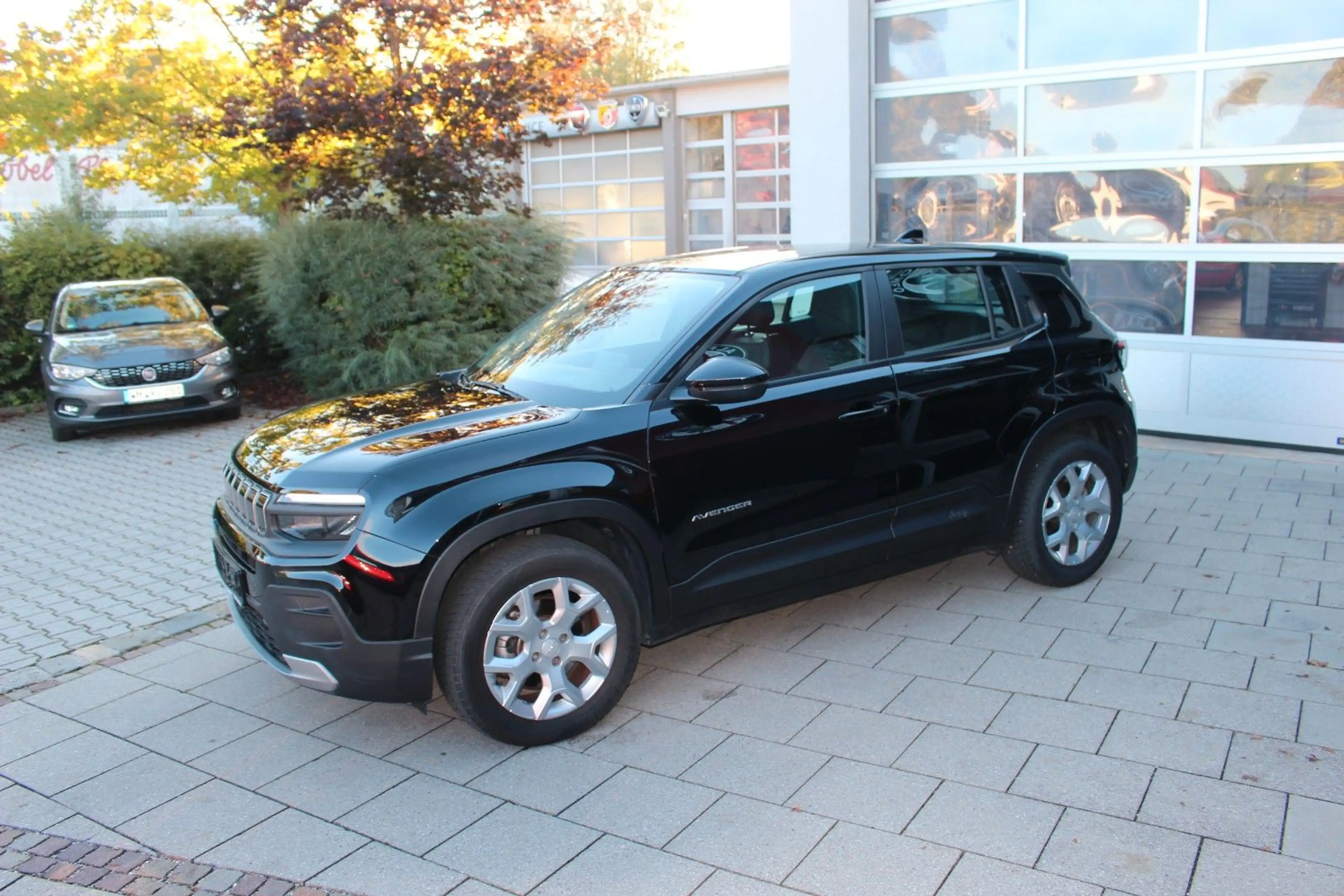 Jeep Avenger Altitude Mild-Hybrid — photo 3