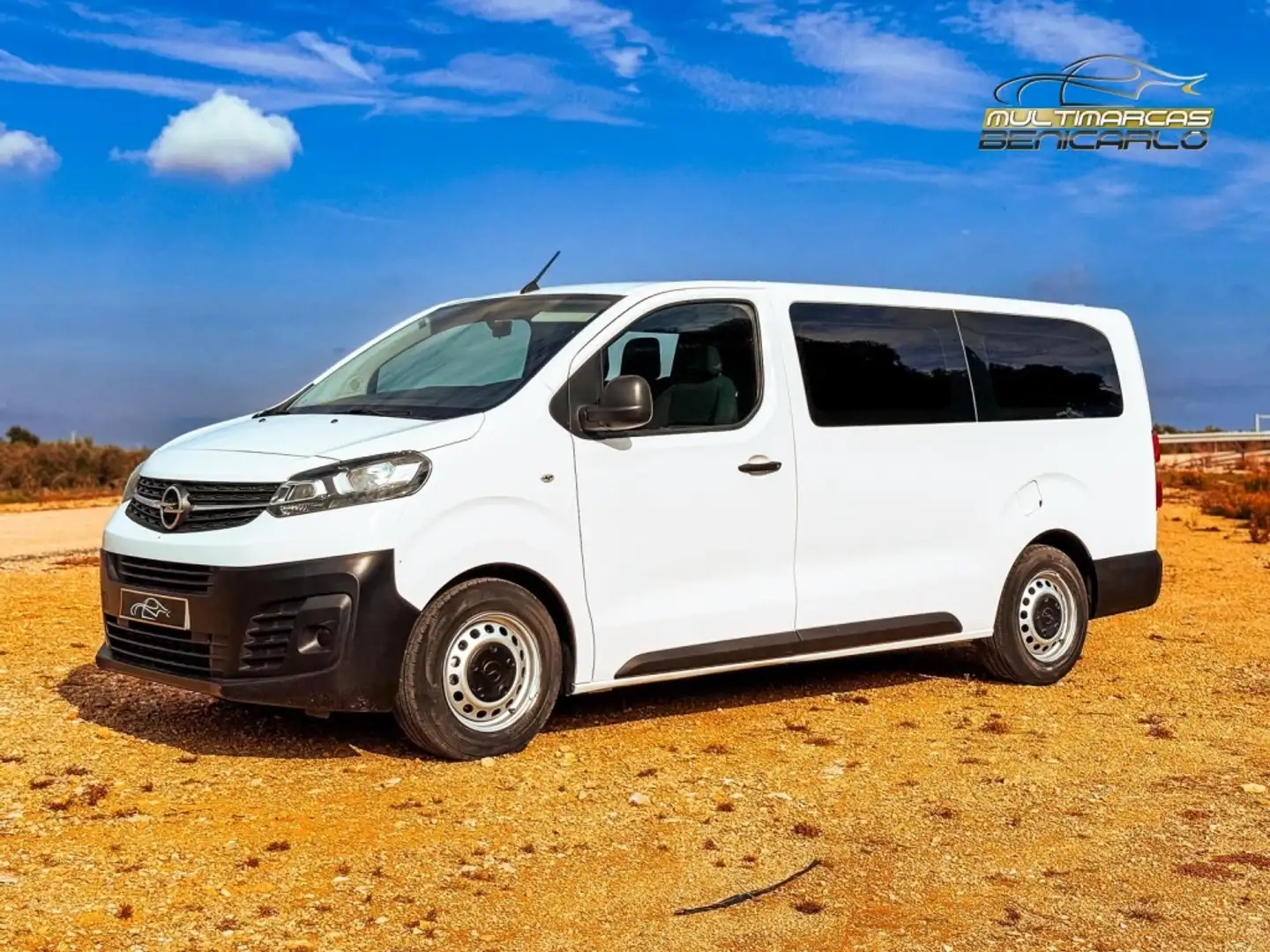 Opel Vivaro 1.5D L Carga Standard 120 Blanc - 1