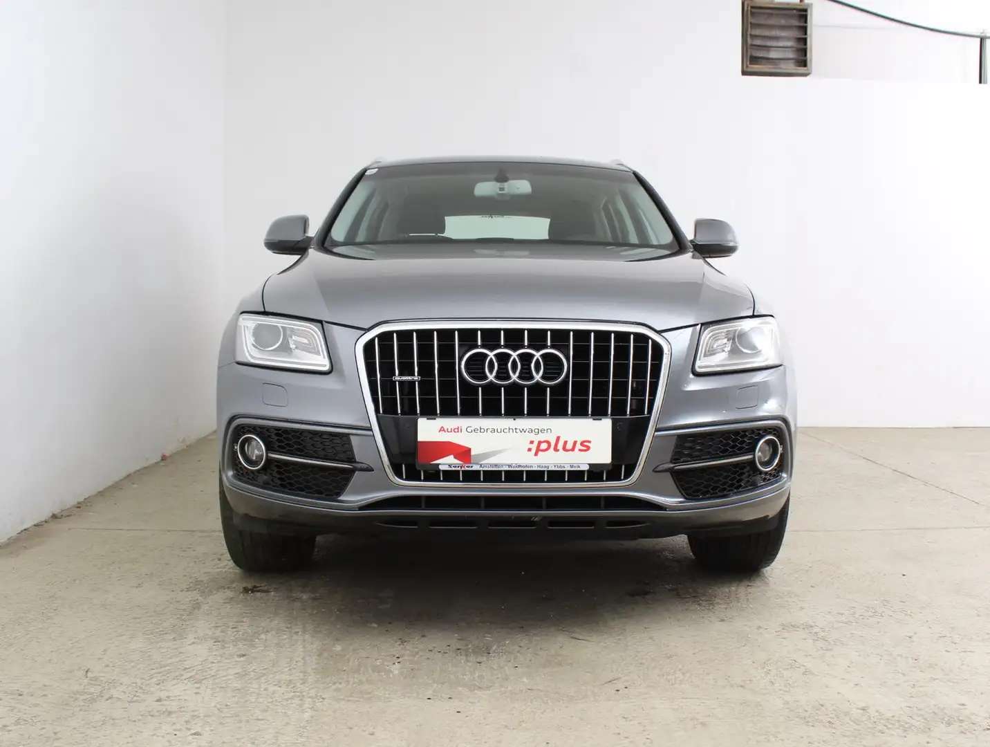 Audi Q5 2.0 TDI quattro INTENSE Grau - 2