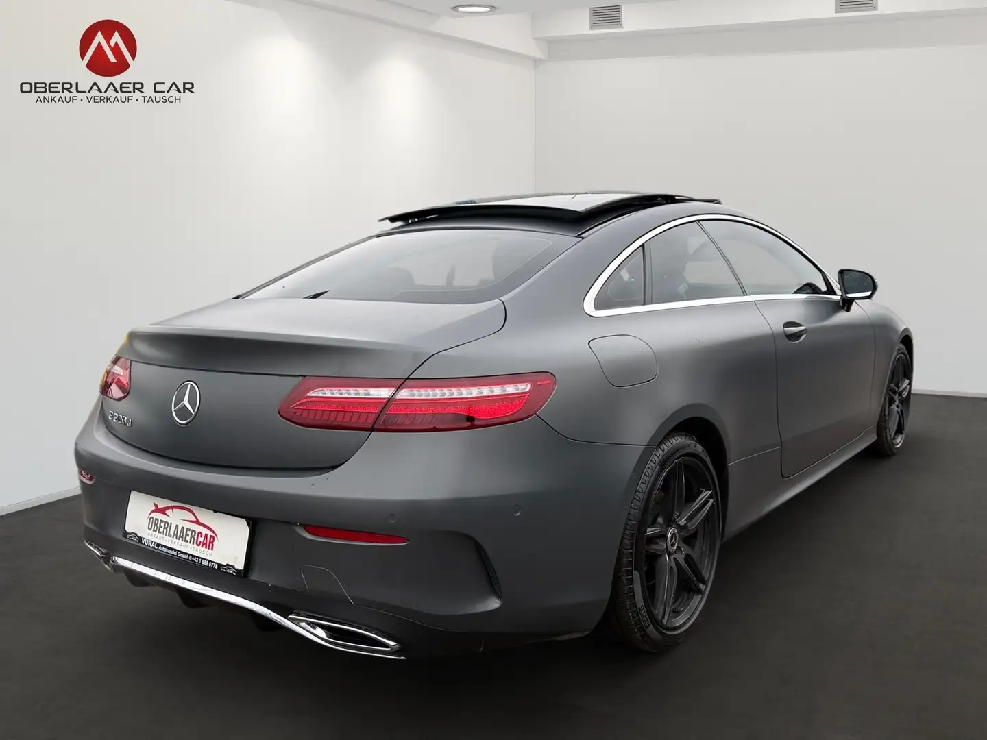 Mercedes-Benz E 220 E 220 d Coupe AMG-Line Aut. | Panorama | Led | Grau - 2