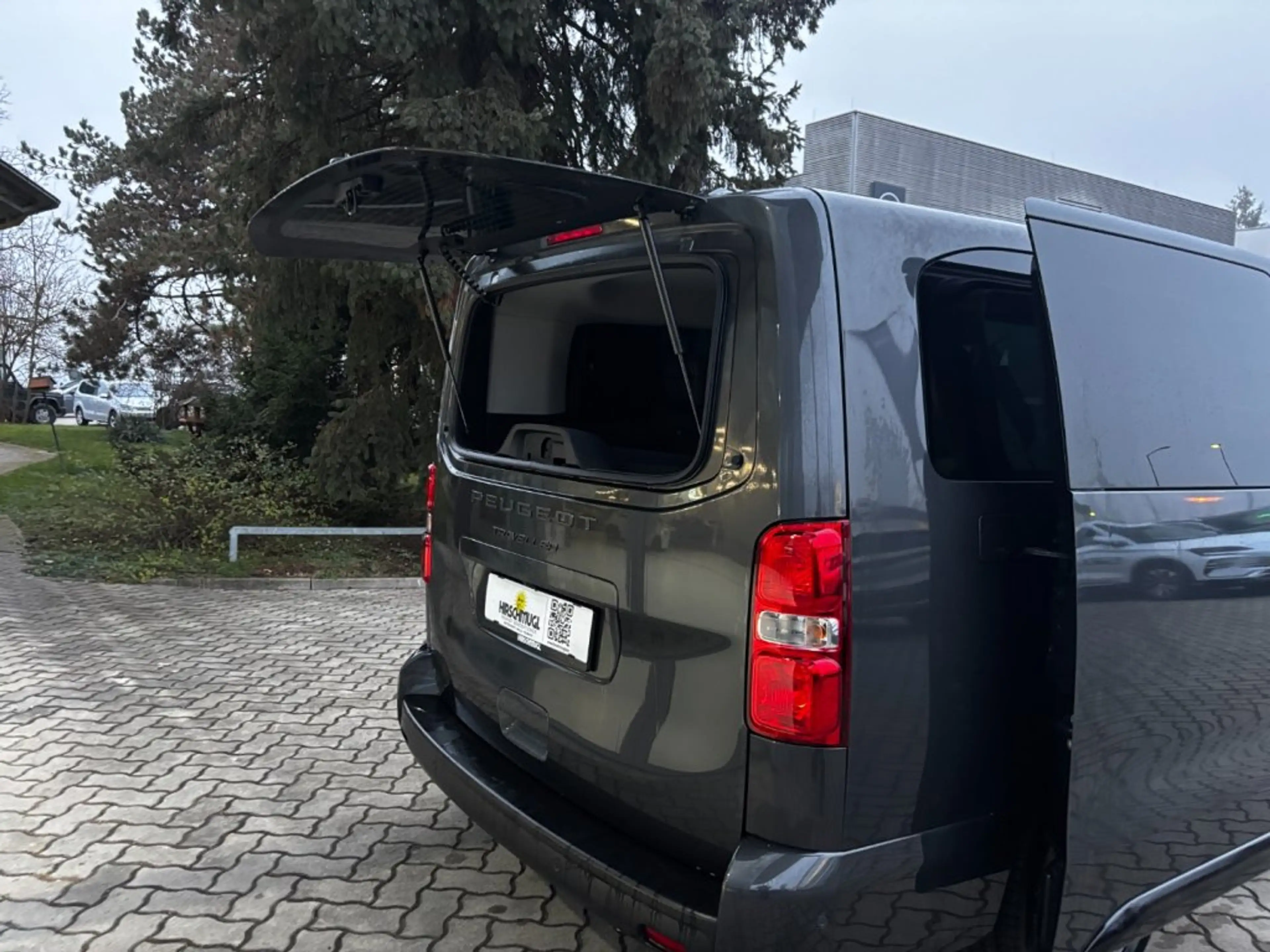 Peugeot Traveller Premium L3 BHDi 180 EAT8 — photo 8