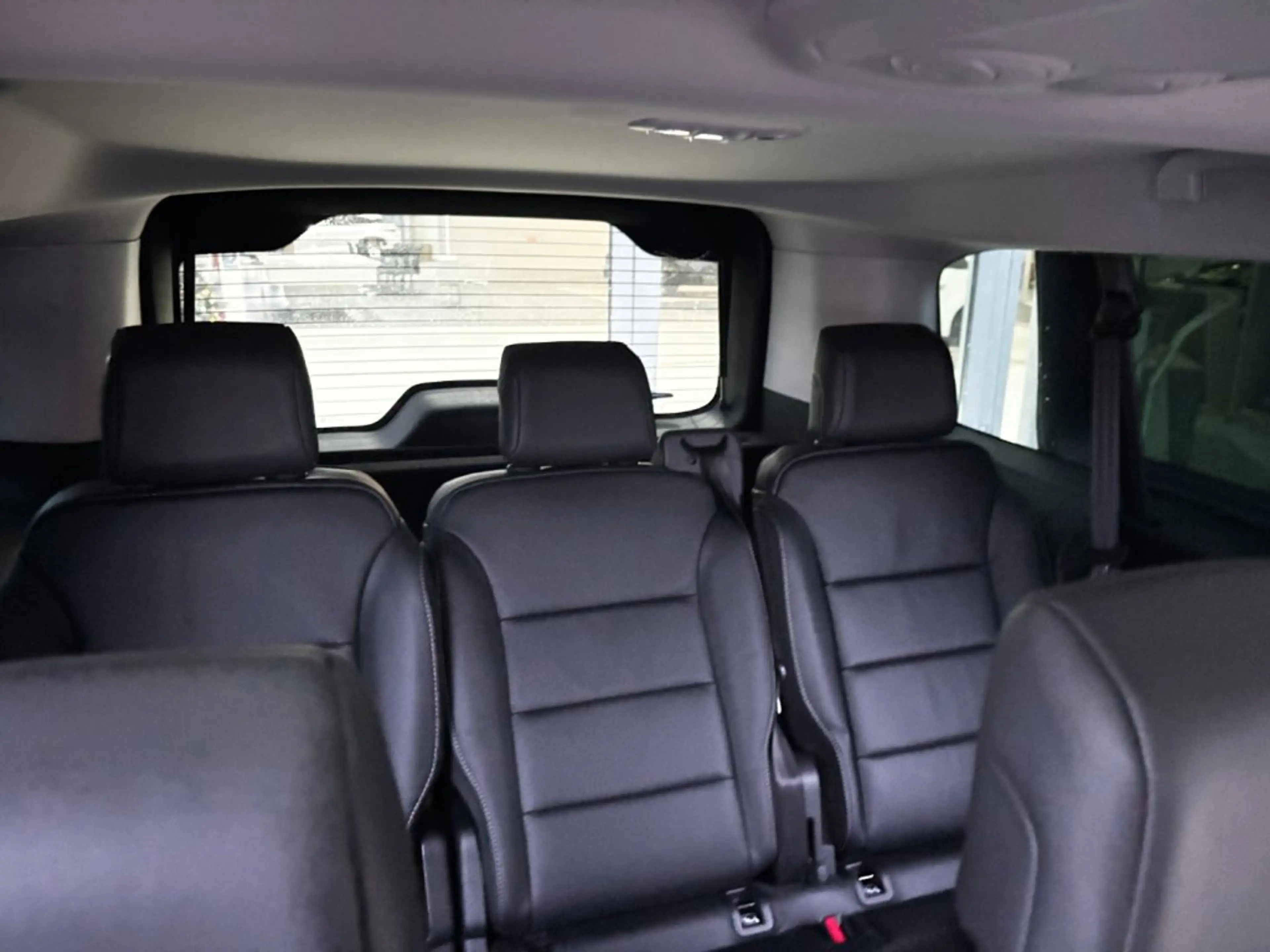 Peugeot Traveller Premium L3 BHDi 180 EAT8 — photo 11