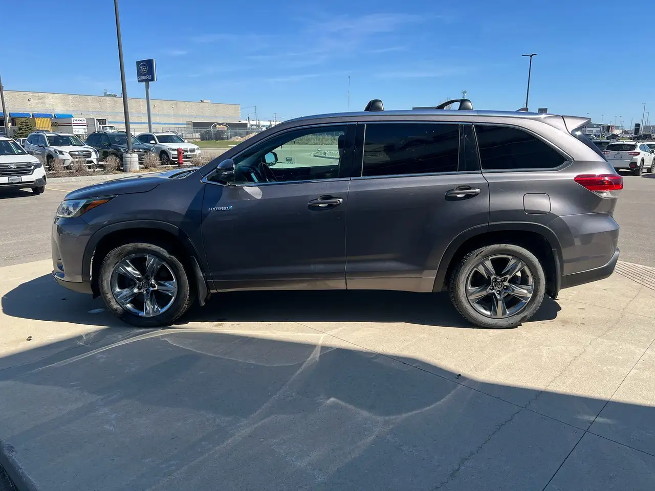 Toyota Highlander снимка Toyota Highlander