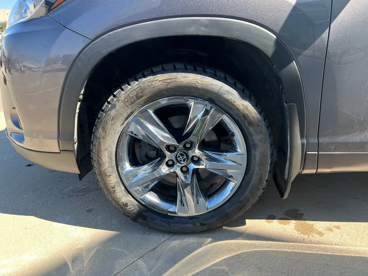 Toyota Highlander снимка Toyota Highlander