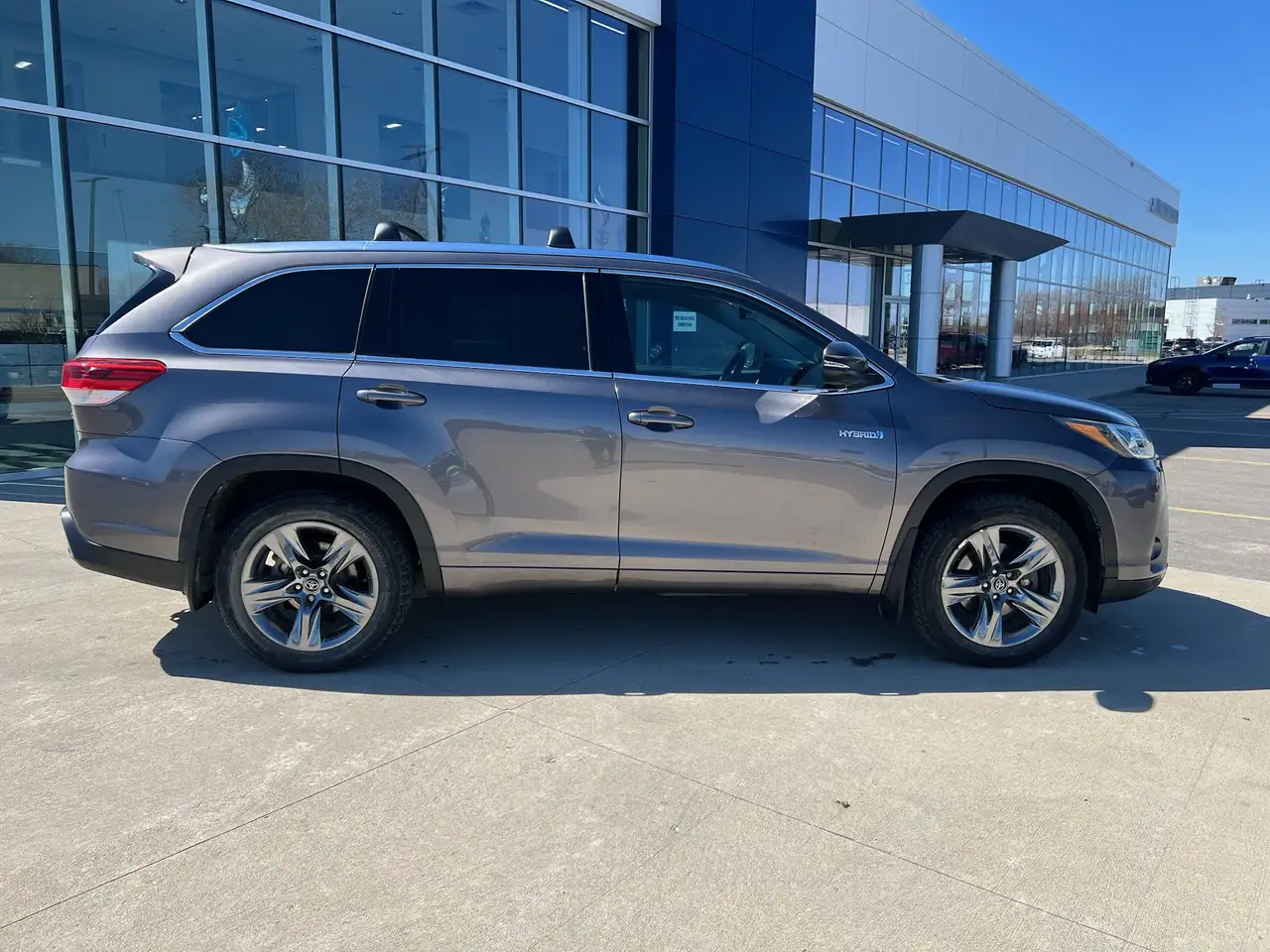 Toyota Highlander снимка Toyota Highlander