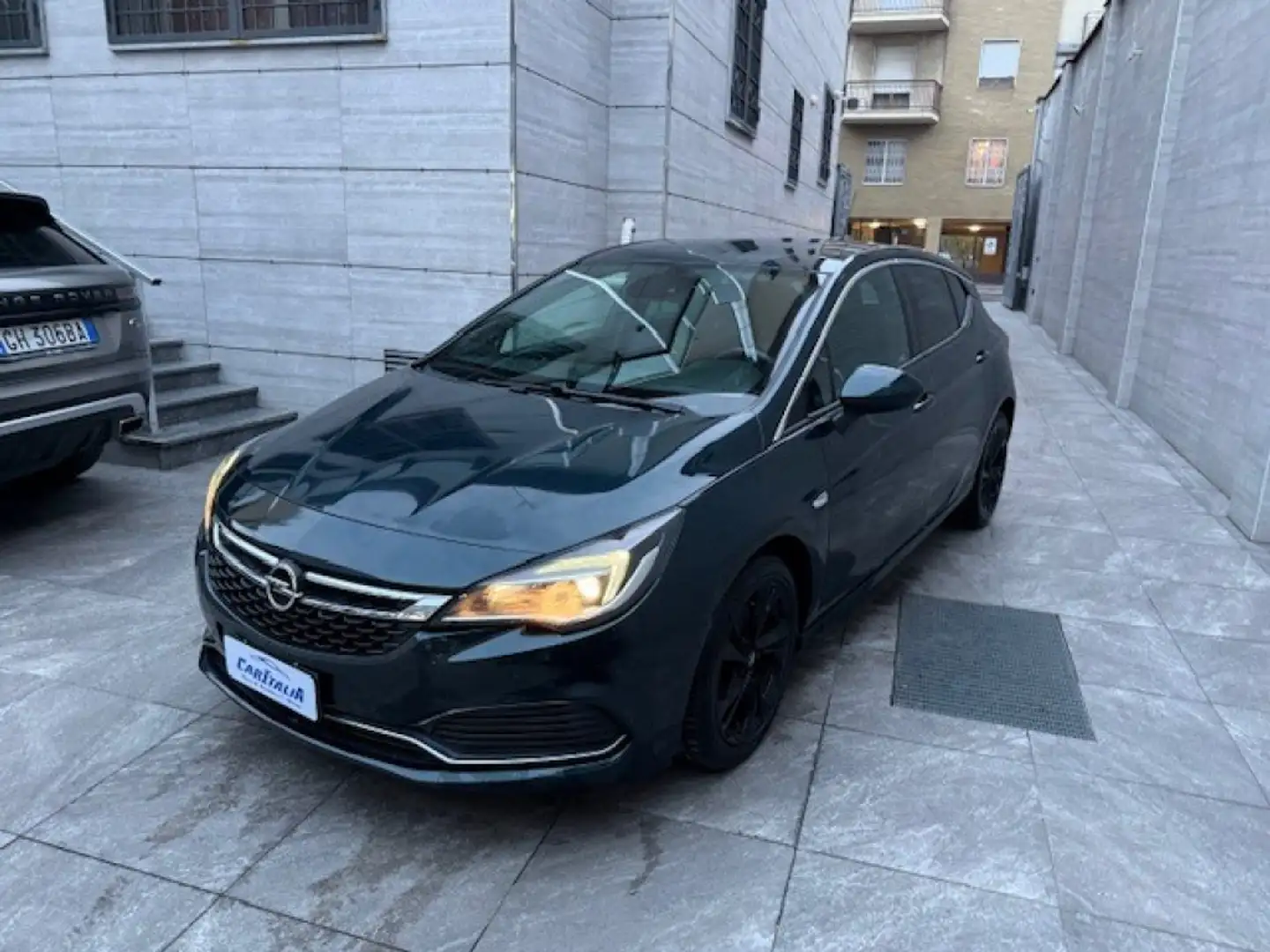 Opel Astra 1.6 BiTurbo CDTi Start&Stop 5 porte OPC Line zelena - 1