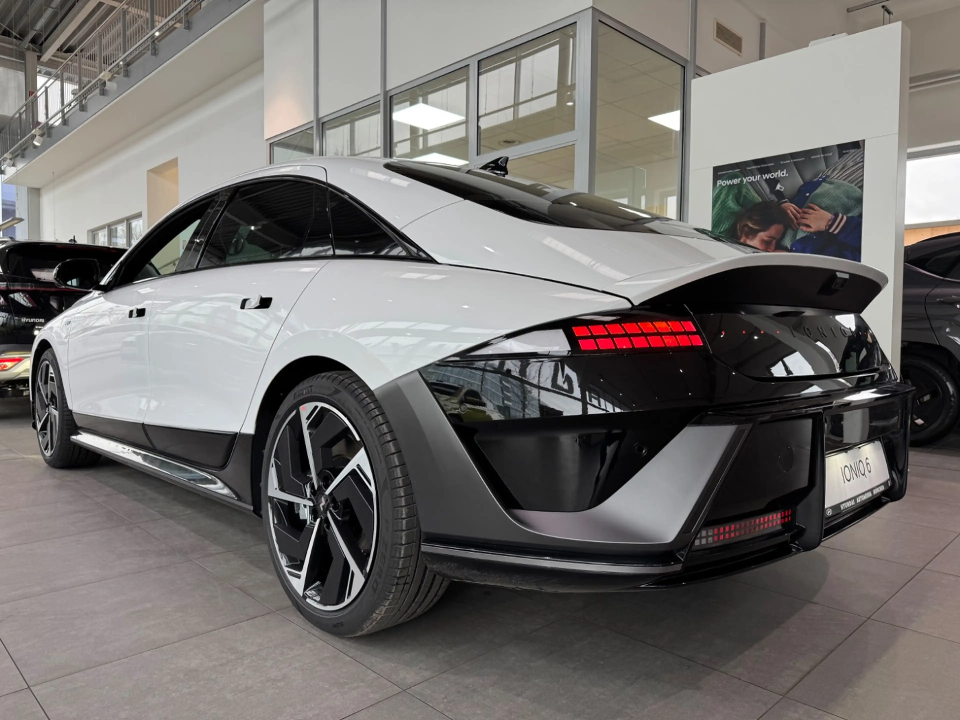 Hyundai IONIQ 6 77 Elektro N Line X 360 Grad Kamera, 4WD — photo 5