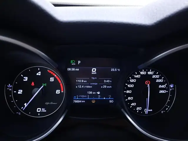 Alfa Romeo Stelvio view 12
