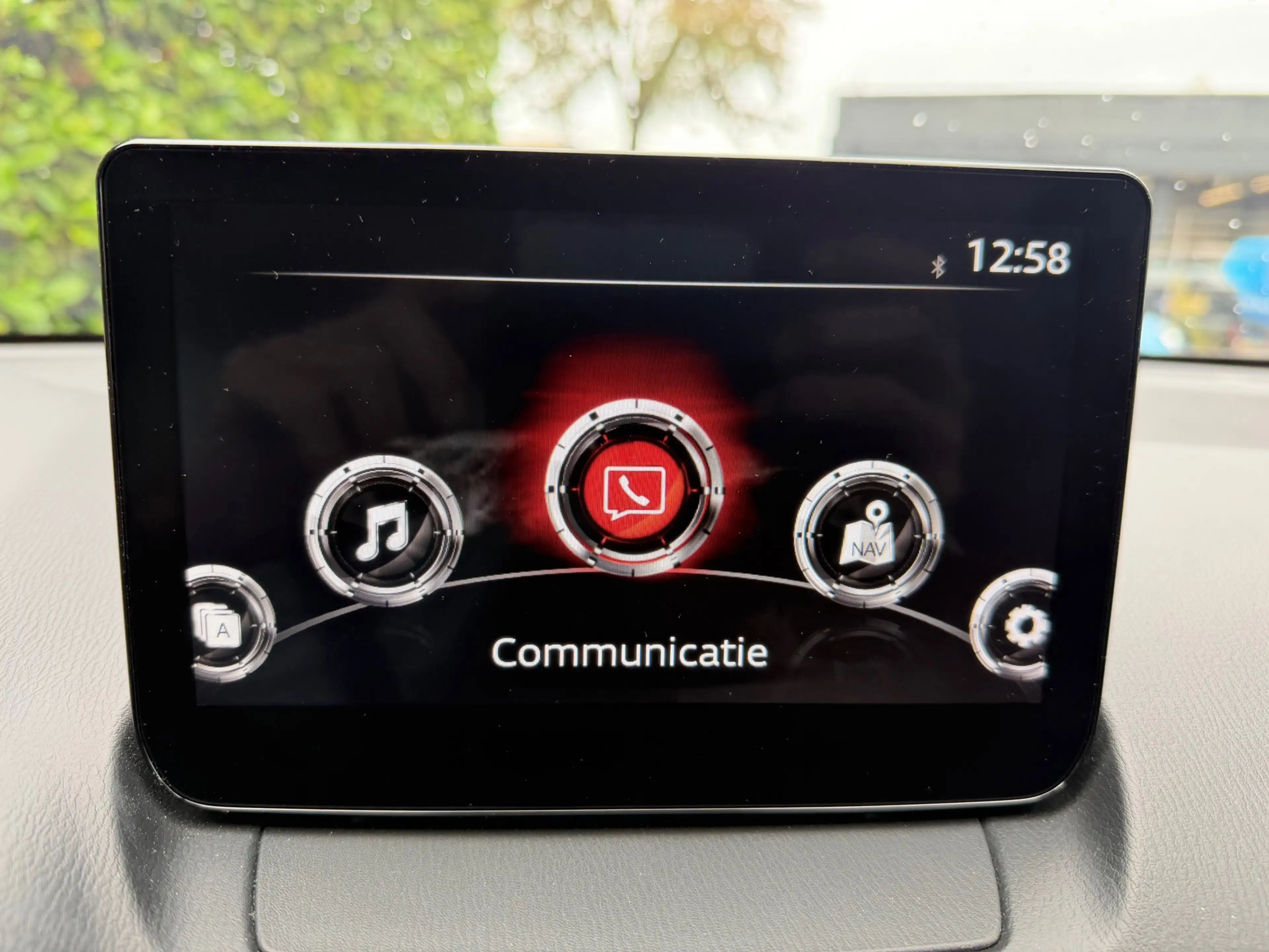 Mazda 2 1.5 SkyActiv-G 90 Homura — photo 36