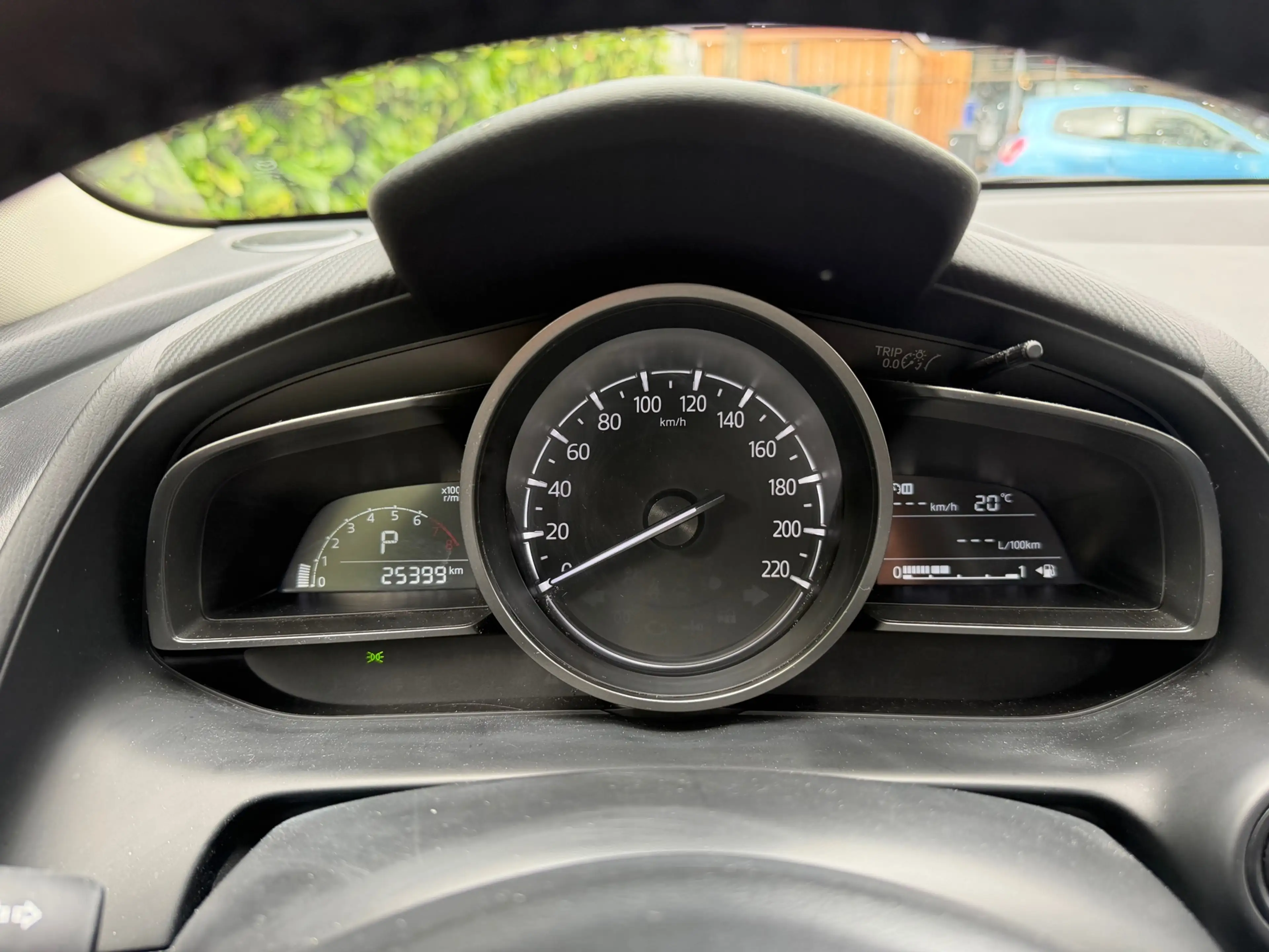 Mazda 2 1.5 SkyActiv-G 90 Homura — photo 22