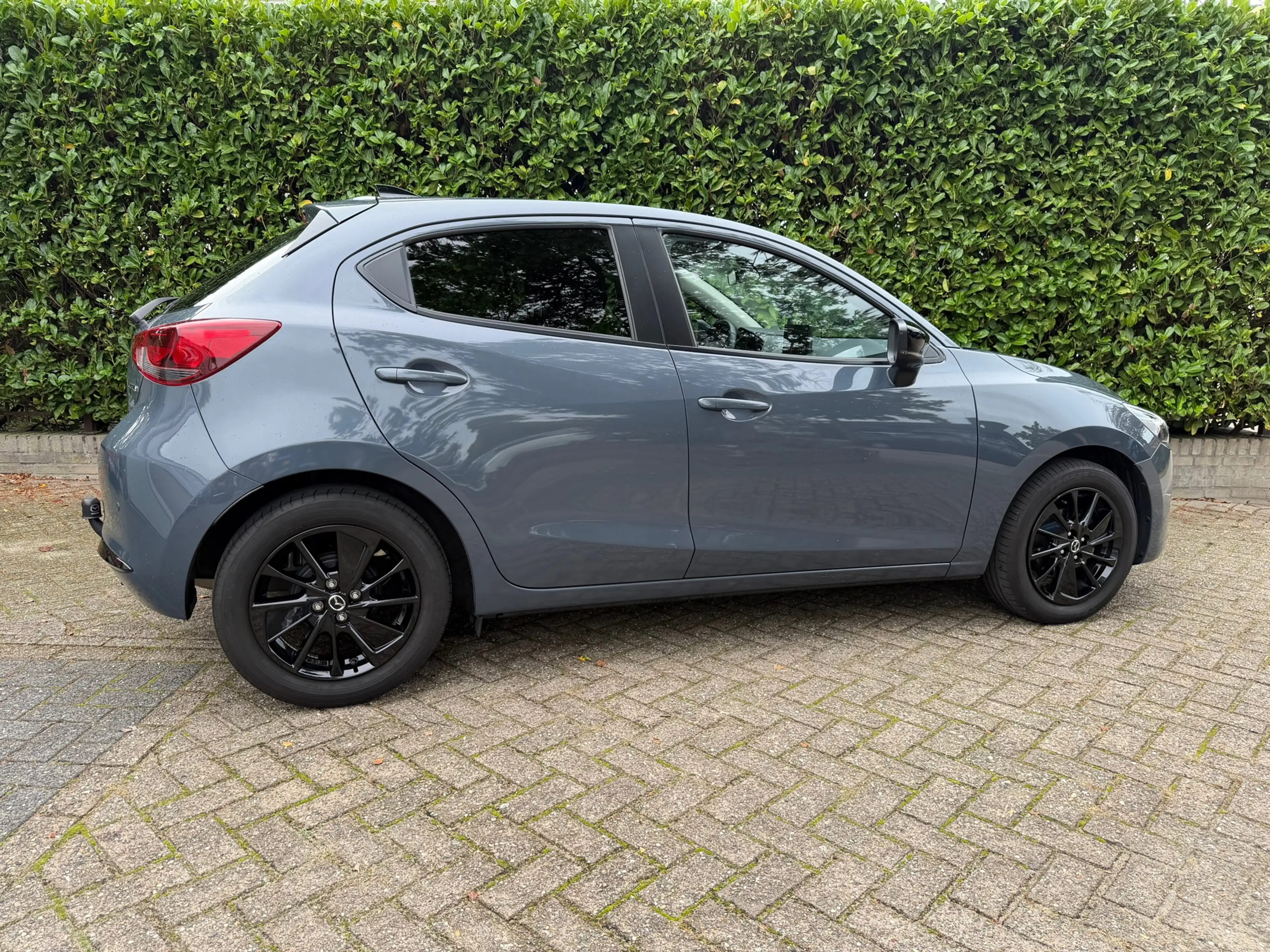 Mazda 2 1.5 SkyActiv-G 90 Homura — photo 4