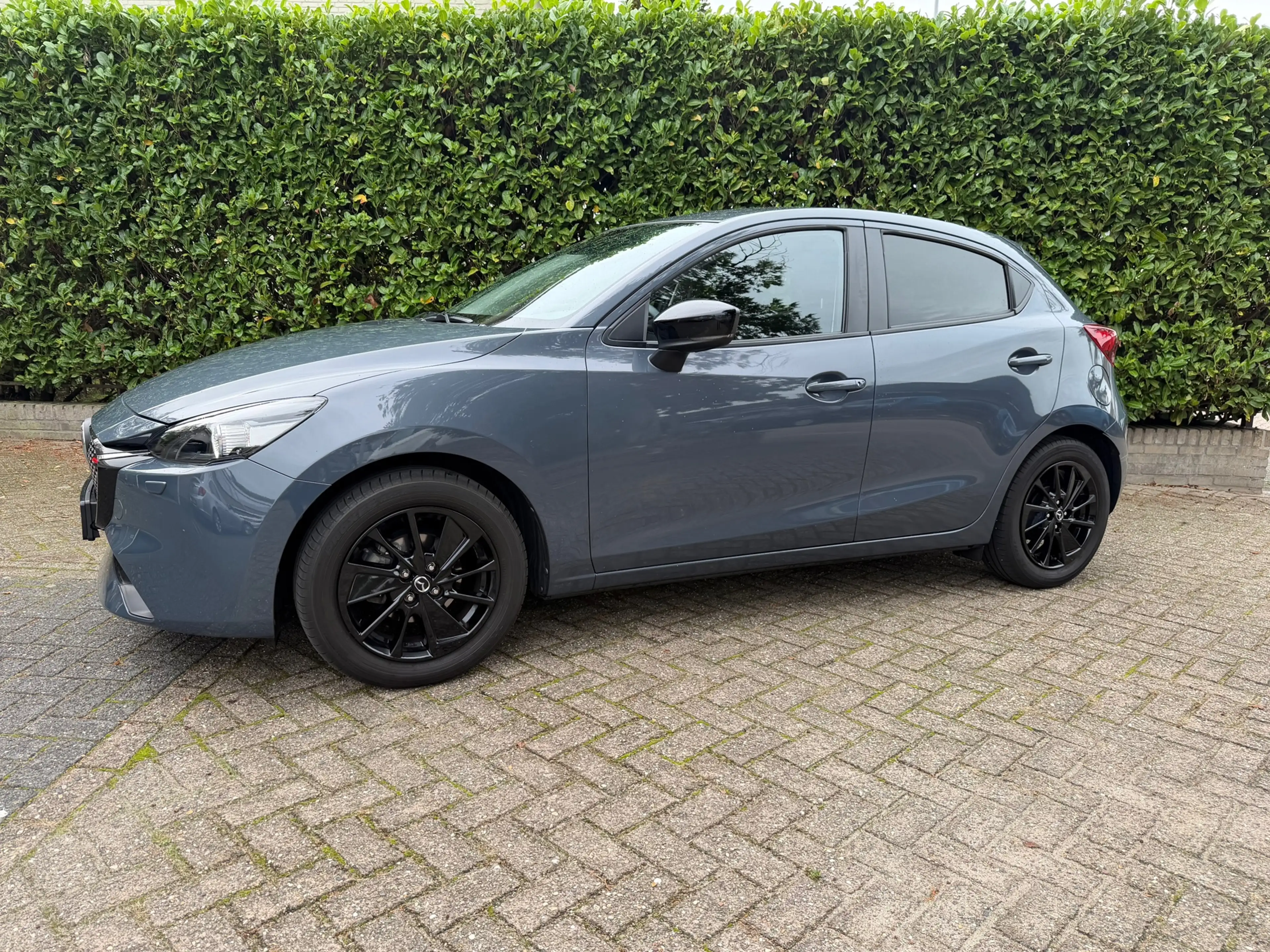 Mazda 2 1.5 SkyActiv-G 90 Homura — photo 2