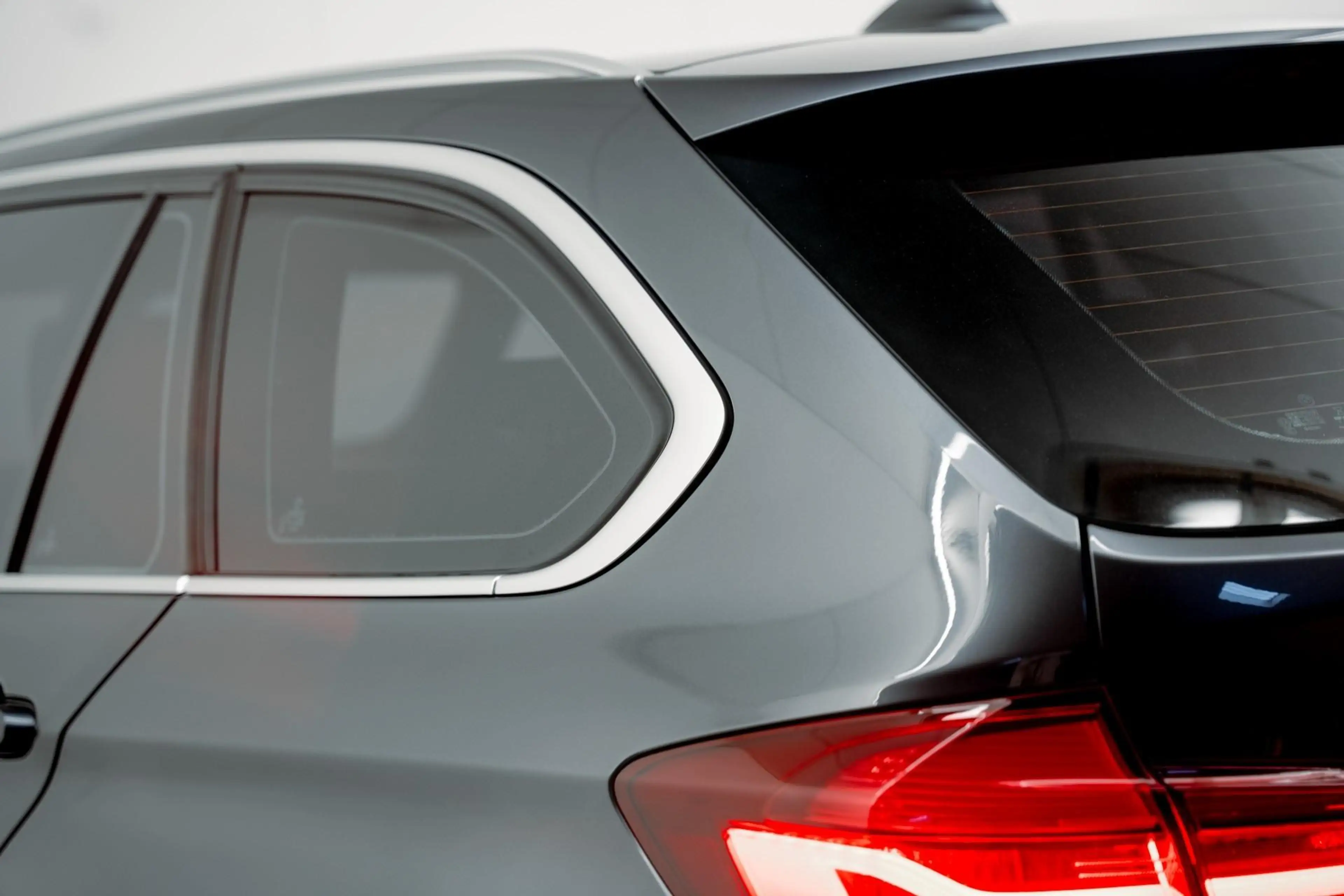 BMW 340 3-serie Touring 340i M Sport Edition — photo 13