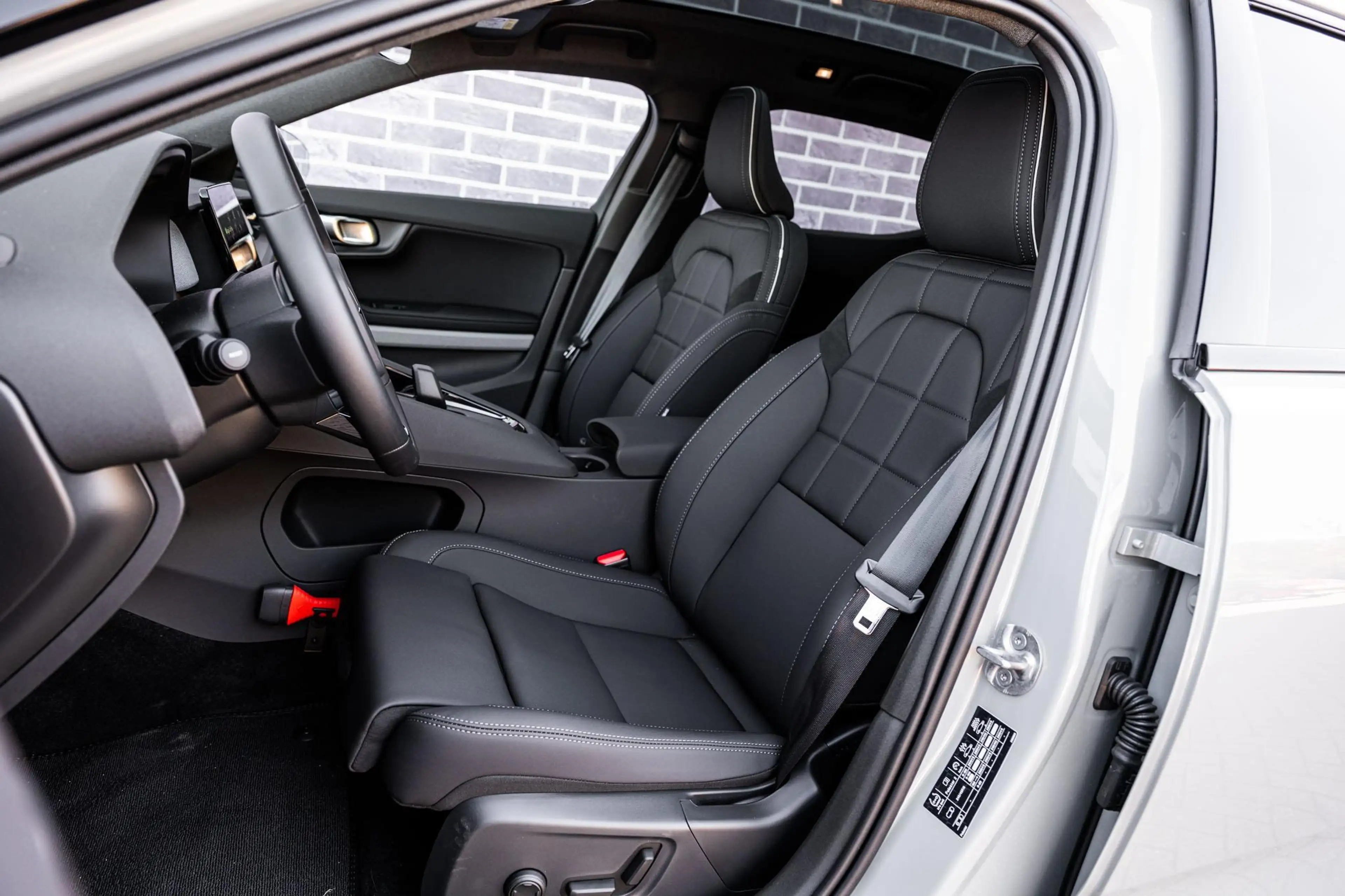 Polestar 2 Long Range Single Motor Prime 82 kWh | Pilot assis — photo 6