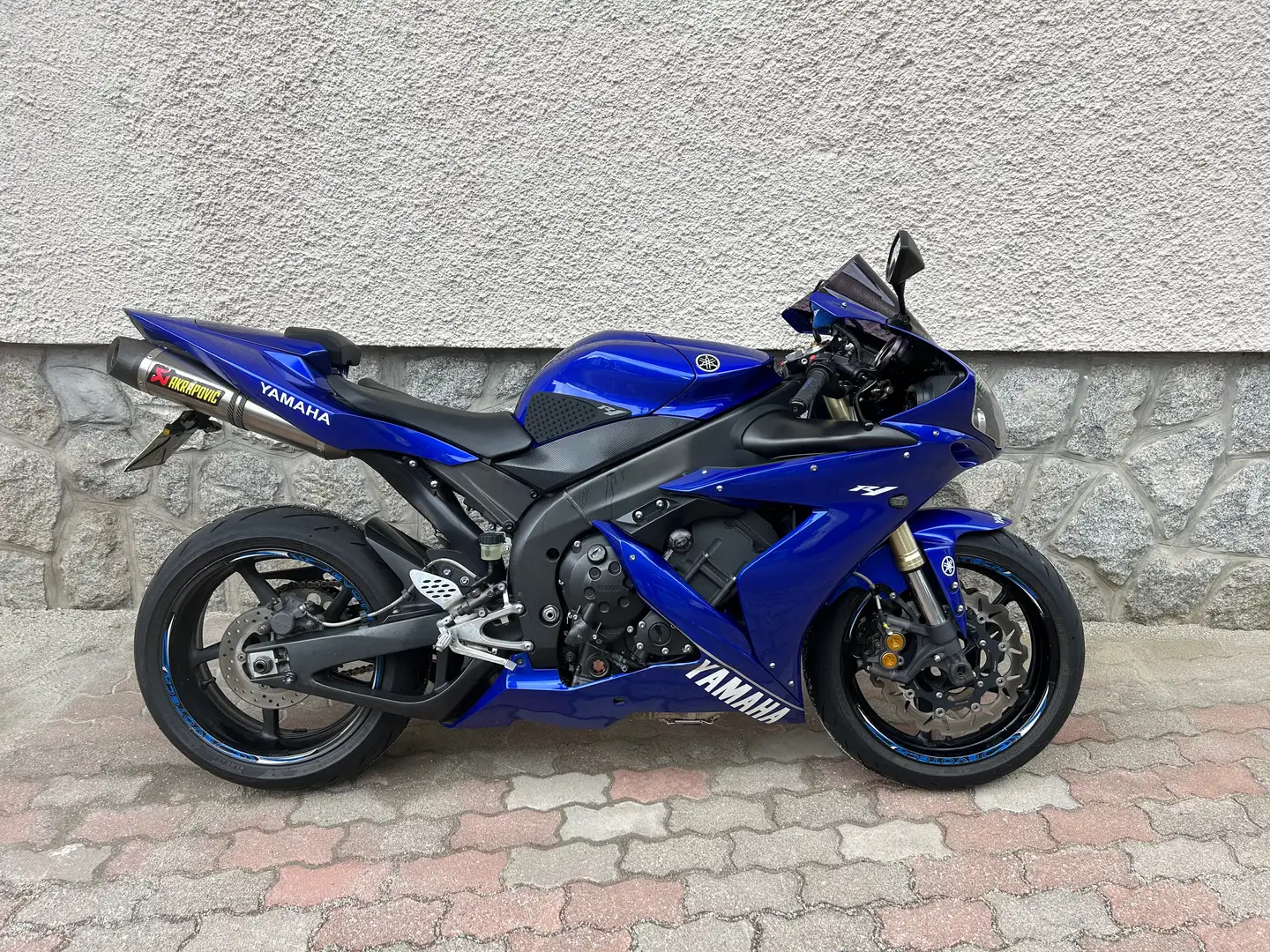 Yamaha YZF-R1 Akrapović completo Blu/Azzurro - 2