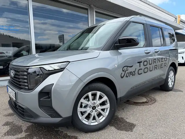 Ford Tourneo Courier Titanium 1.0l EcoBoost 92KW