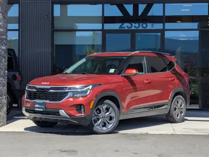 Red 2024 Kia Seltos S AWD SUV / Crossover All-Wheel Drive Continuously Variable Transmission