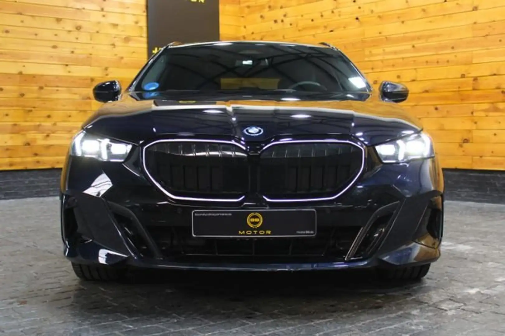 BMW 530 530e Touring Azul - 2