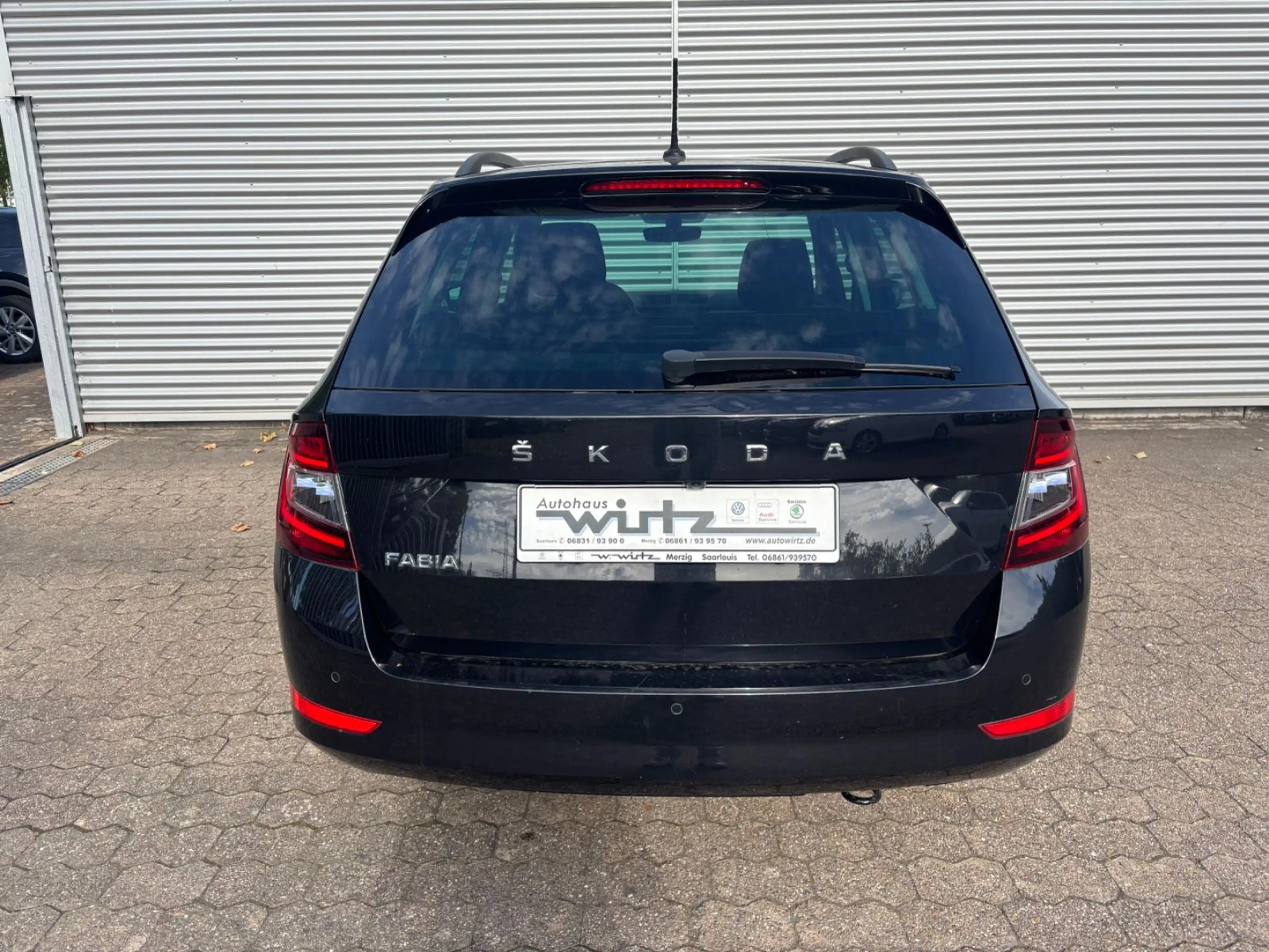 Skoda Fabia Combi 1.0TSI Style — photo 6