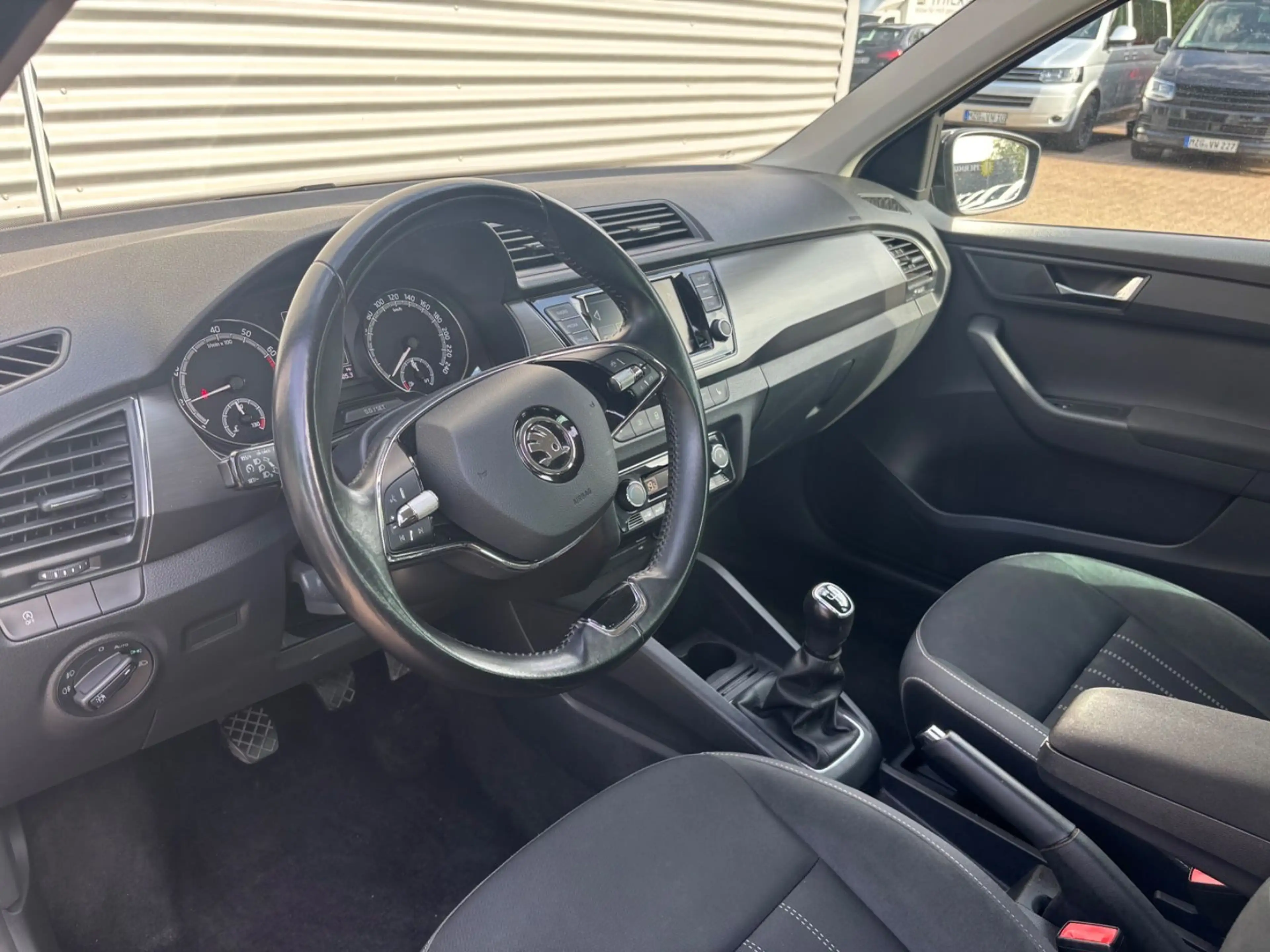 Skoda Fabia Combi 1.0TSI Style — photo 8